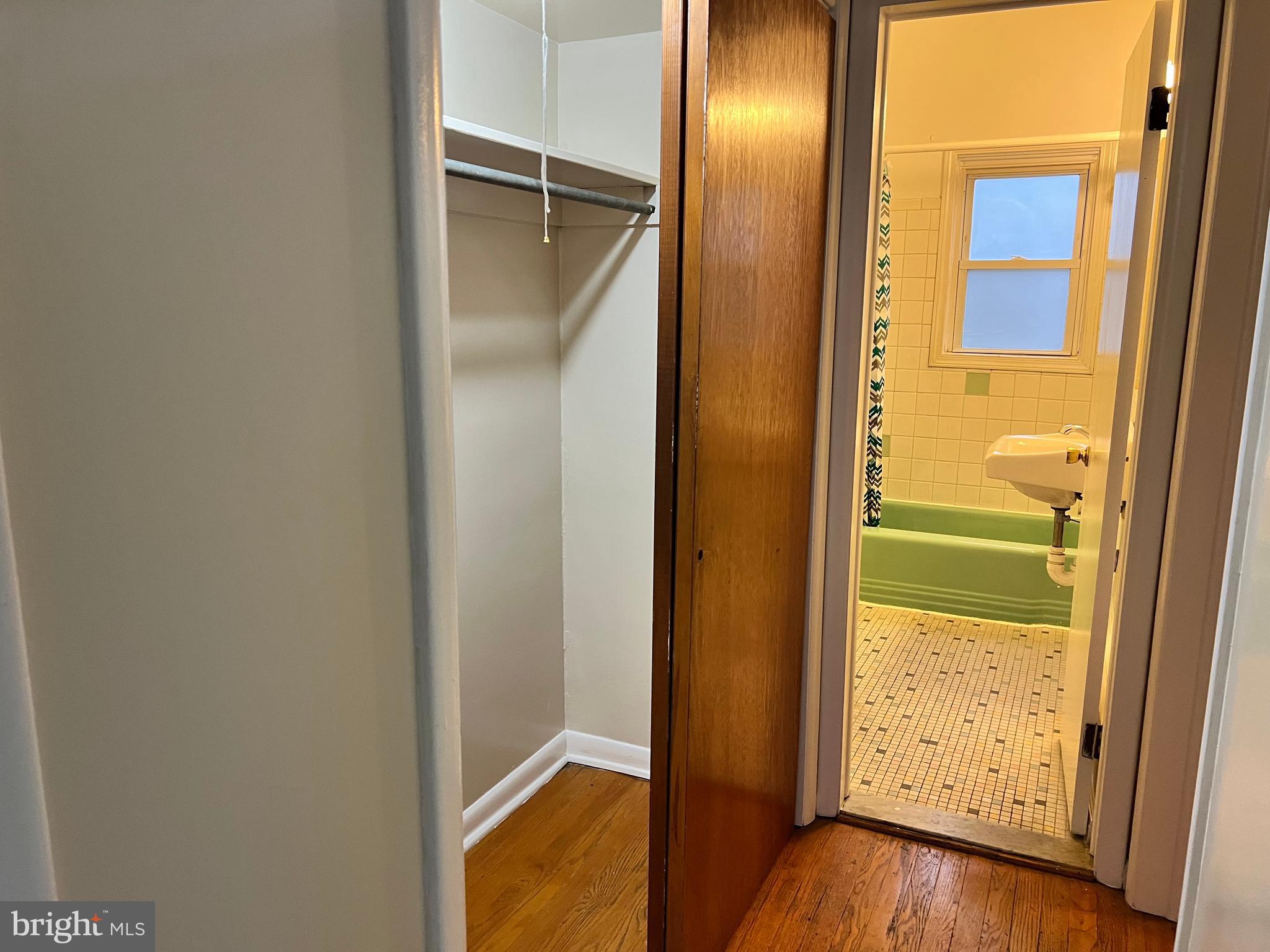 ROSEMONT - Residential Lease