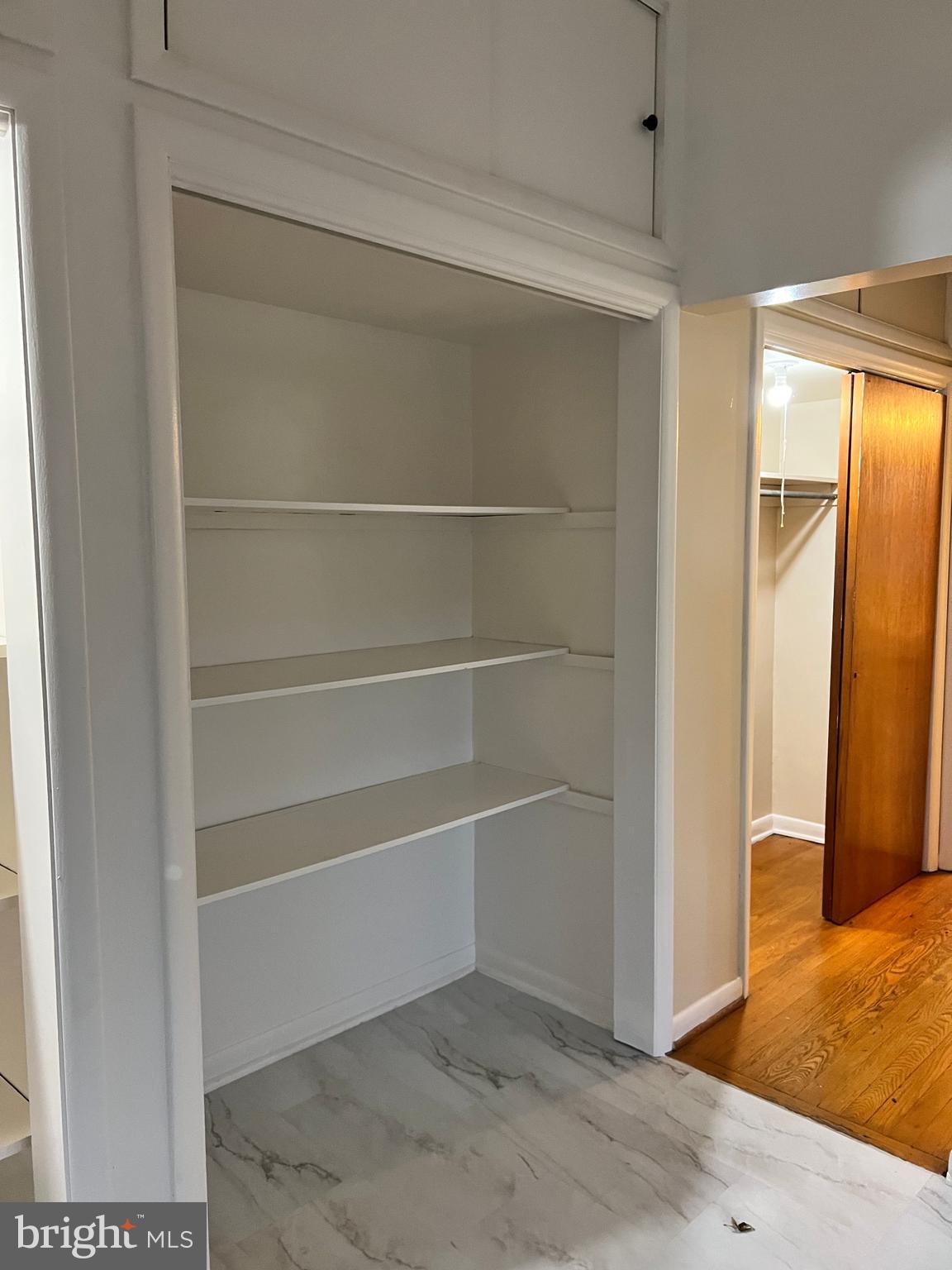 ROSEMONT - Residential Lease