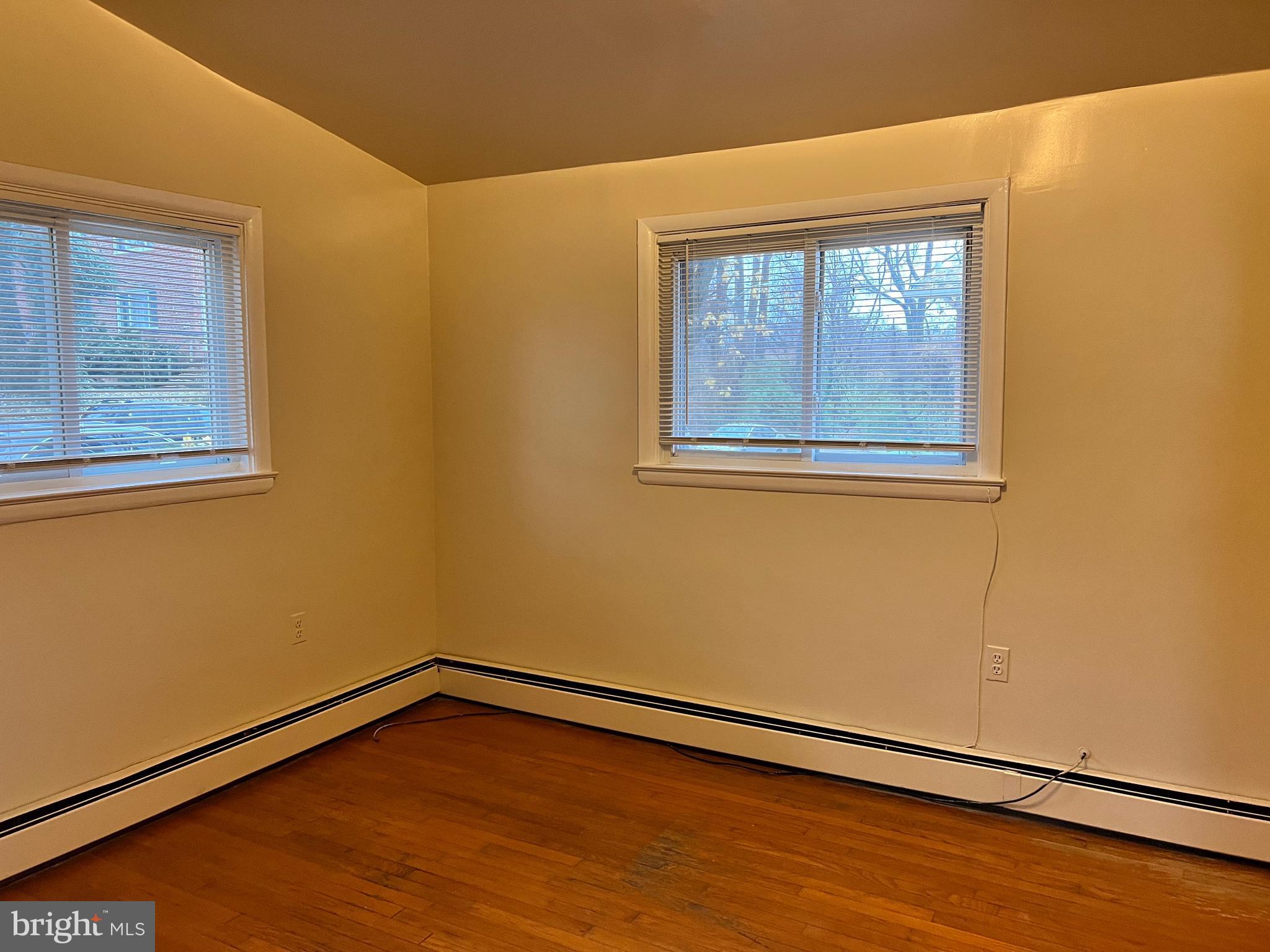 ROSEMONT - Residential Lease