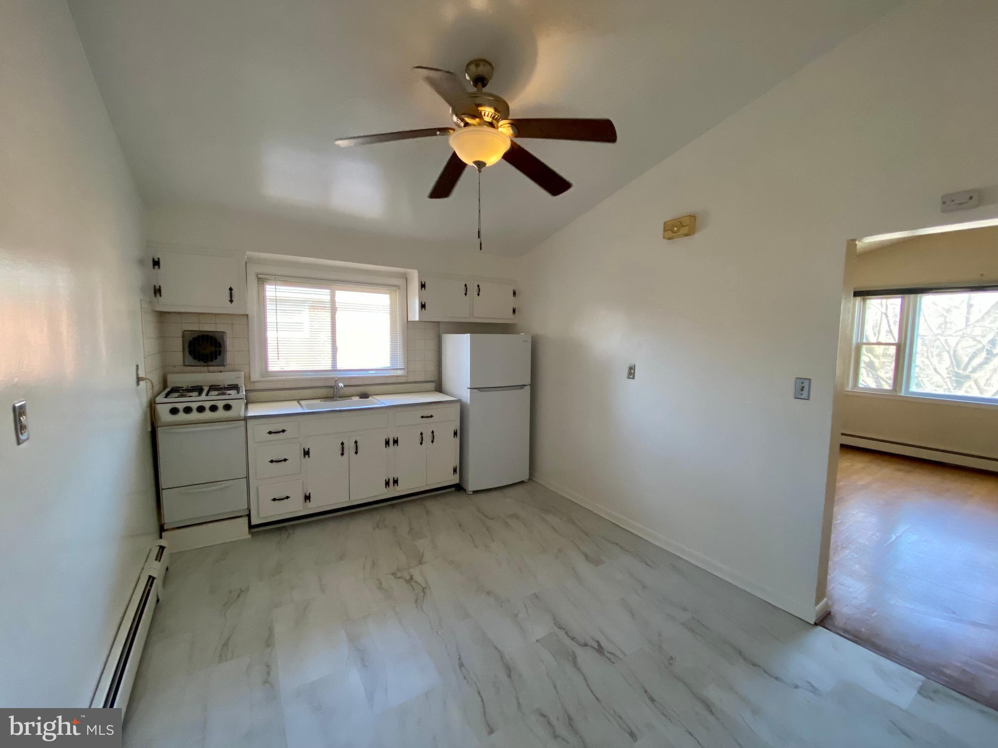 ROSEMONT - Residential Lease