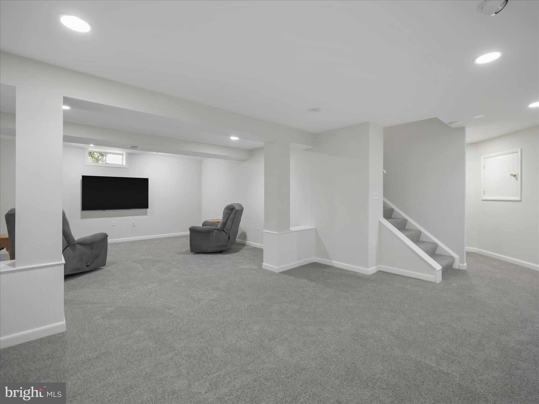 THE MEADOW AT NEW MARKET - Residential