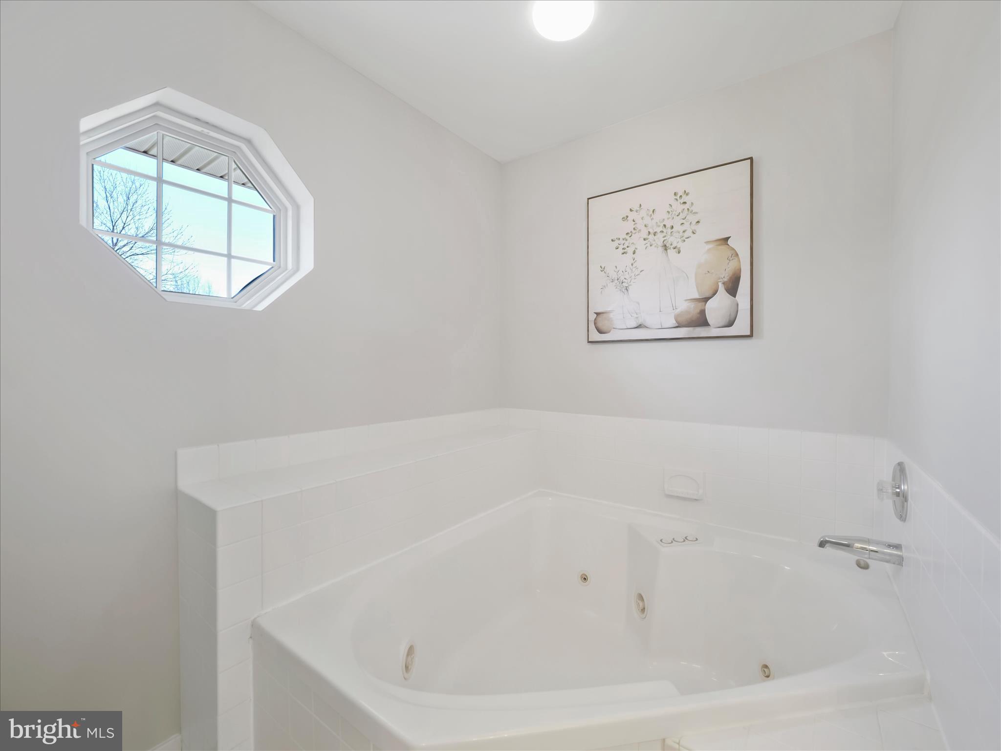 THE MEADOW AT NEW MARKET - Residential