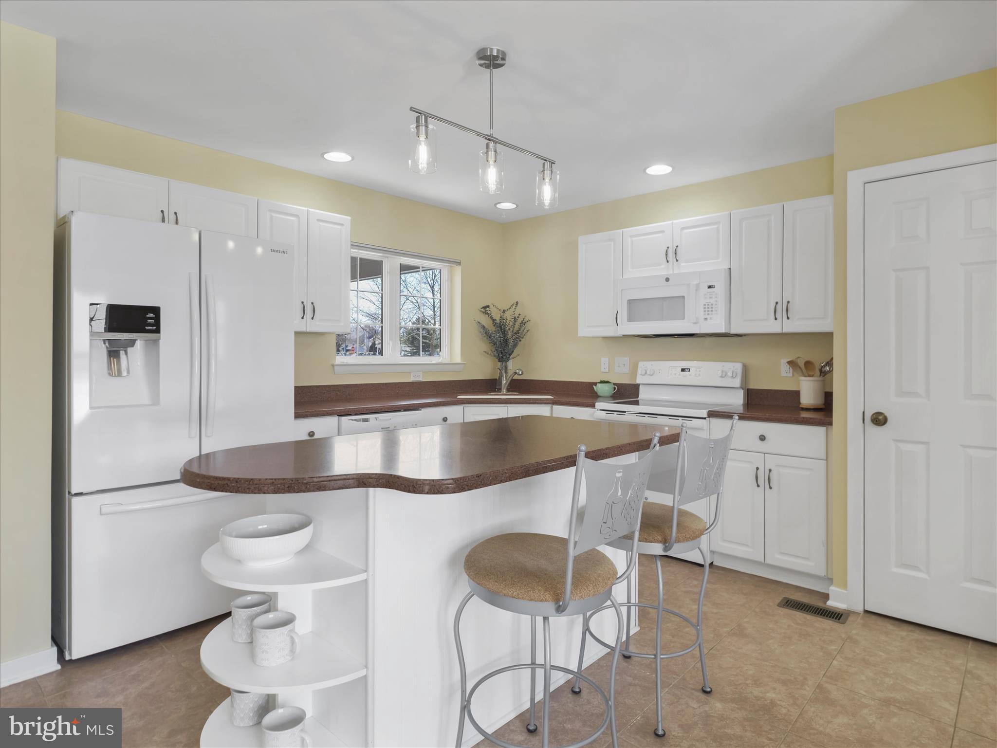 THE MEADOW AT NEW MARKET - Residential