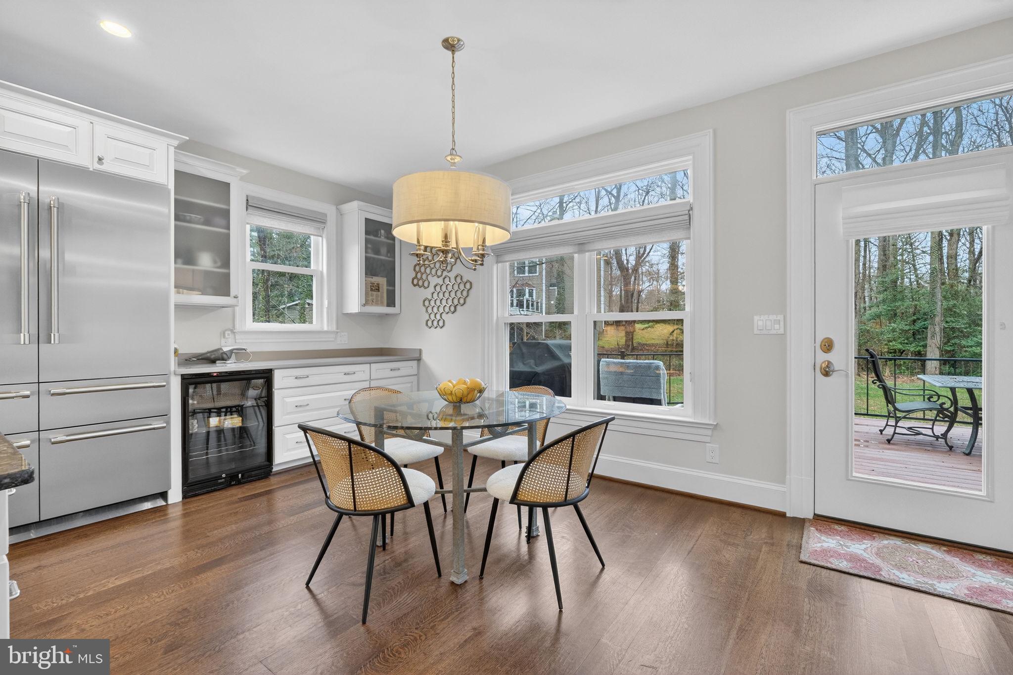 VALEWOOD MANOR - Residential