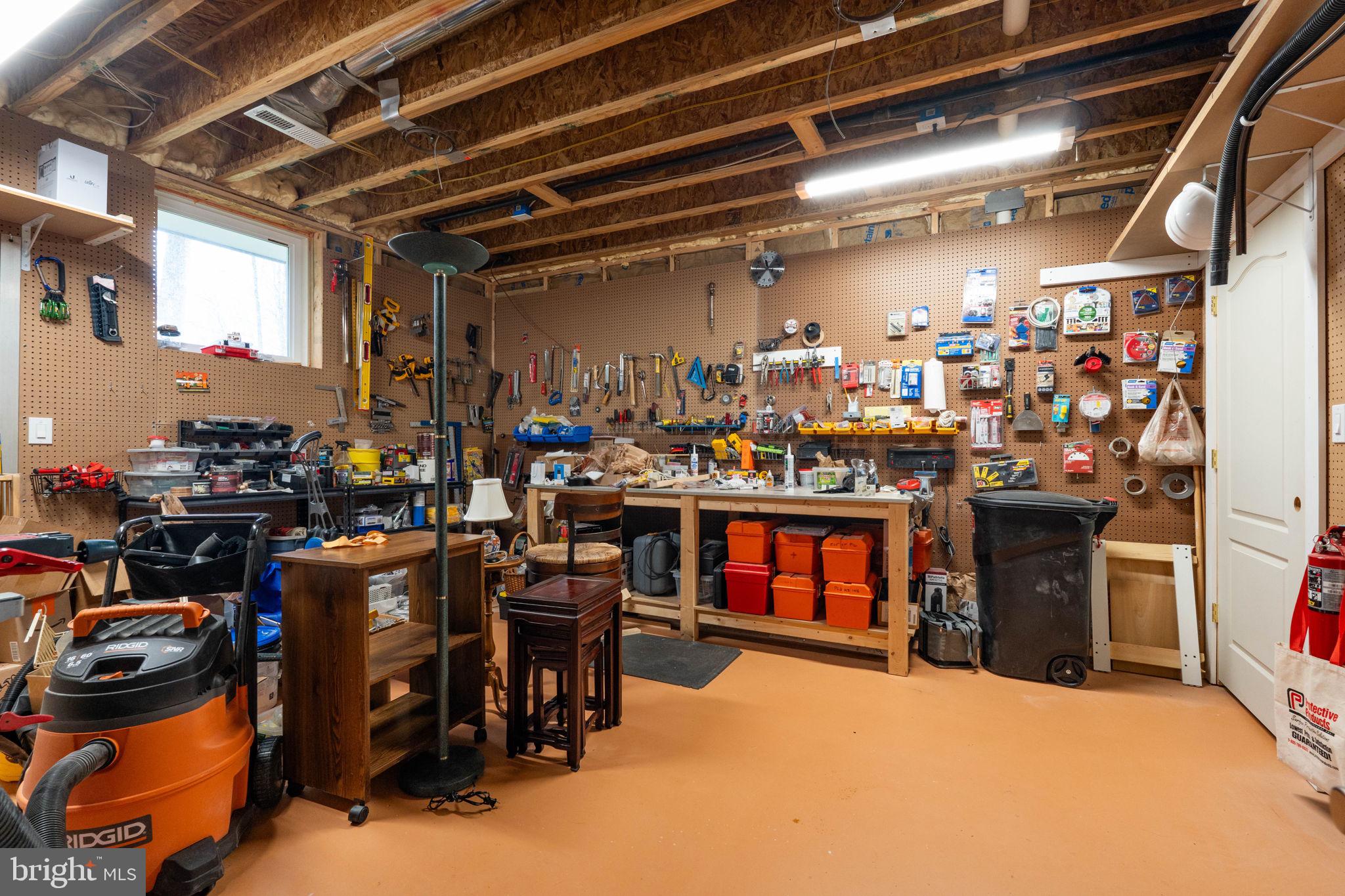 VALEWOOD MANOR - Residential