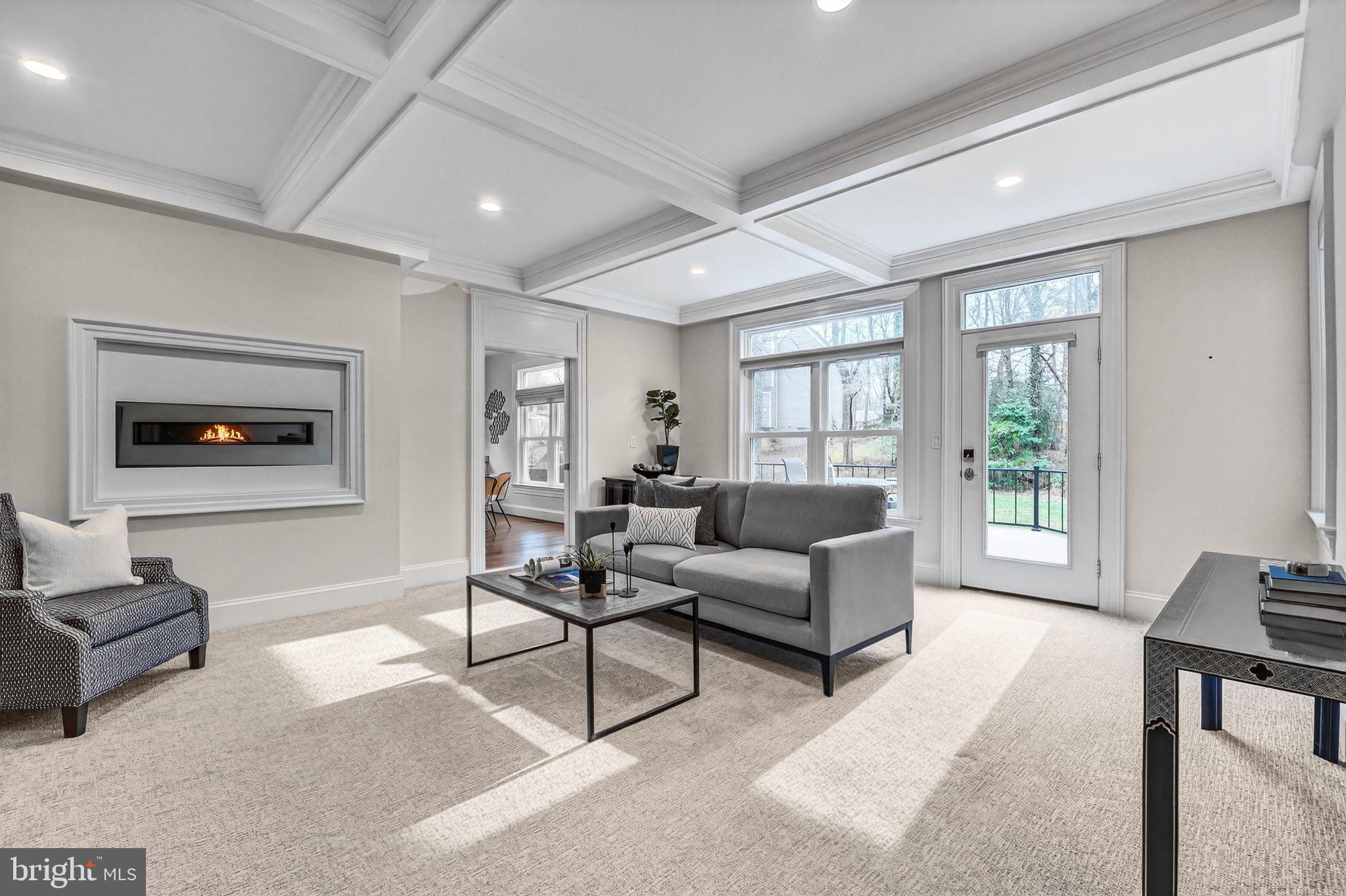 VALEWOOD MANOR - Residential