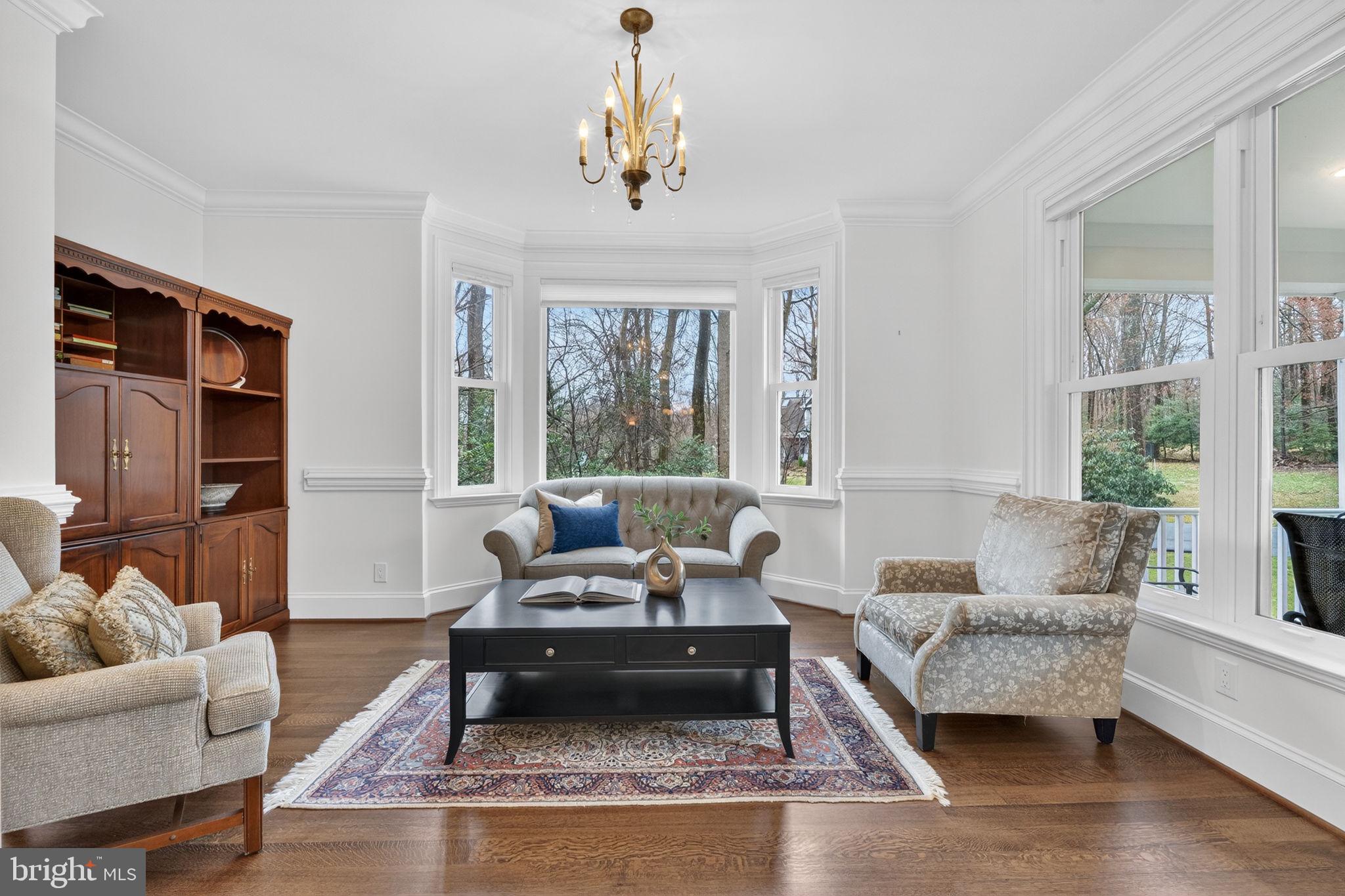 VALEWOOD MANOR - Residential