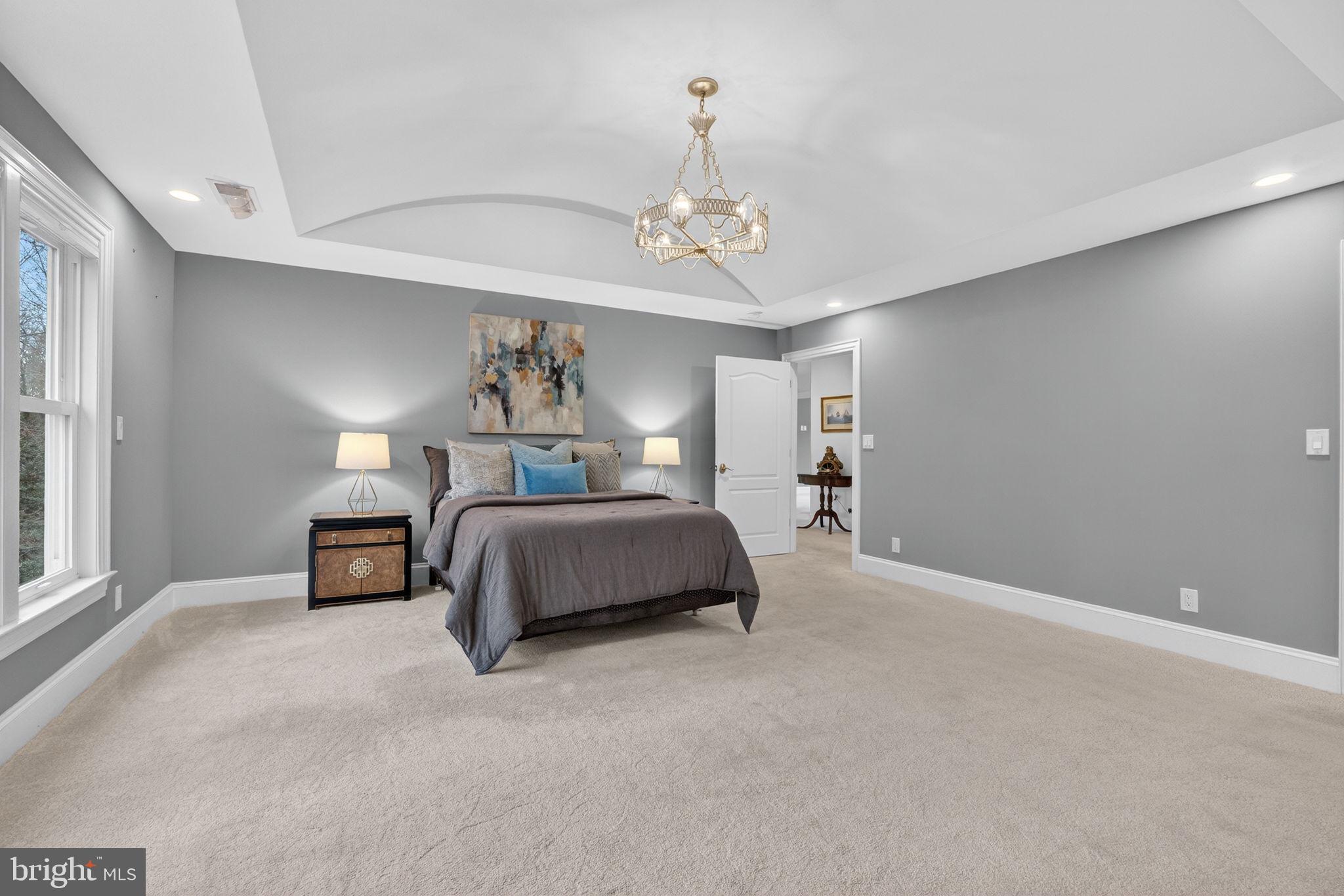 VALEWOOD MANOR - Residential