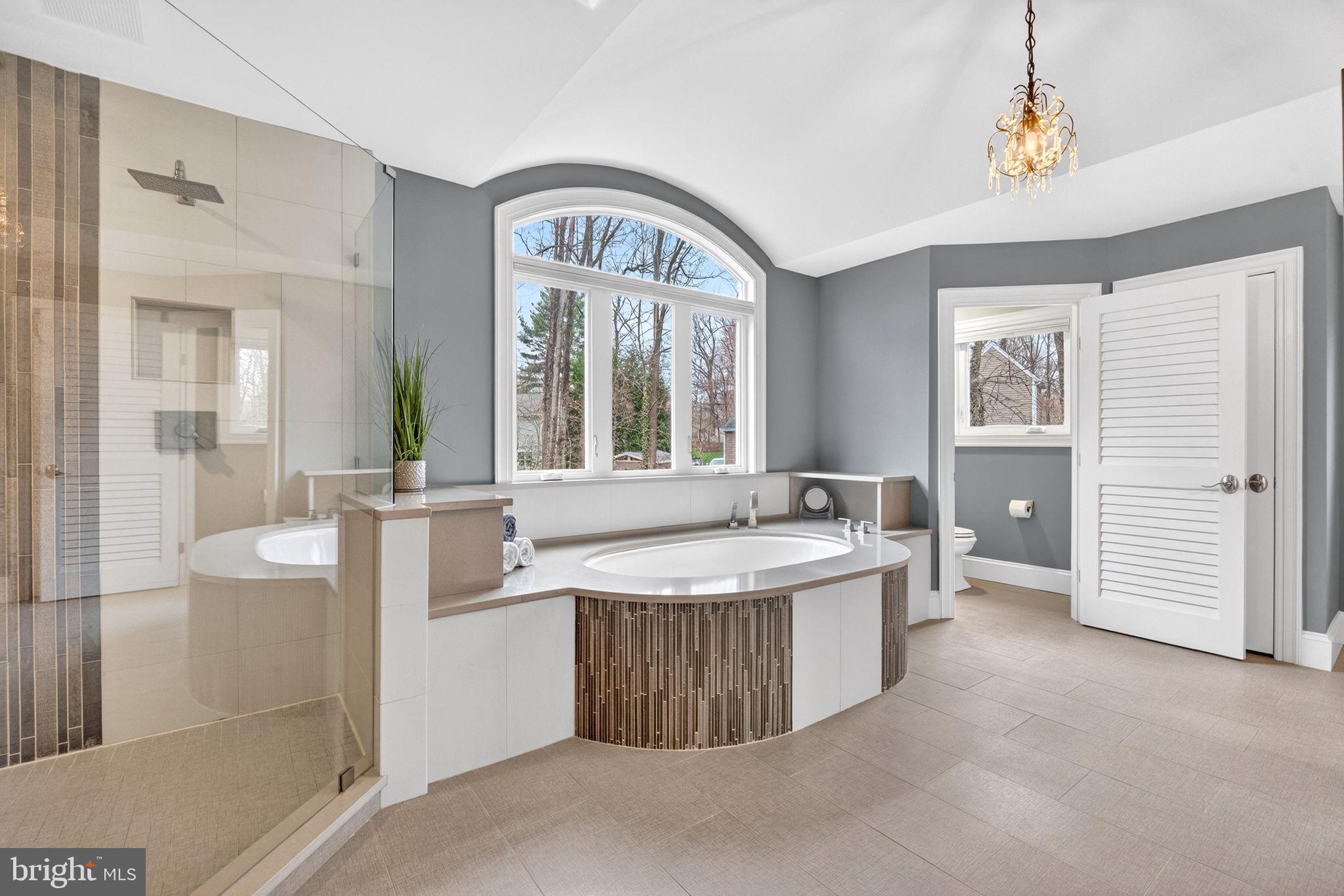 VALEWOOD MANOR - Residential