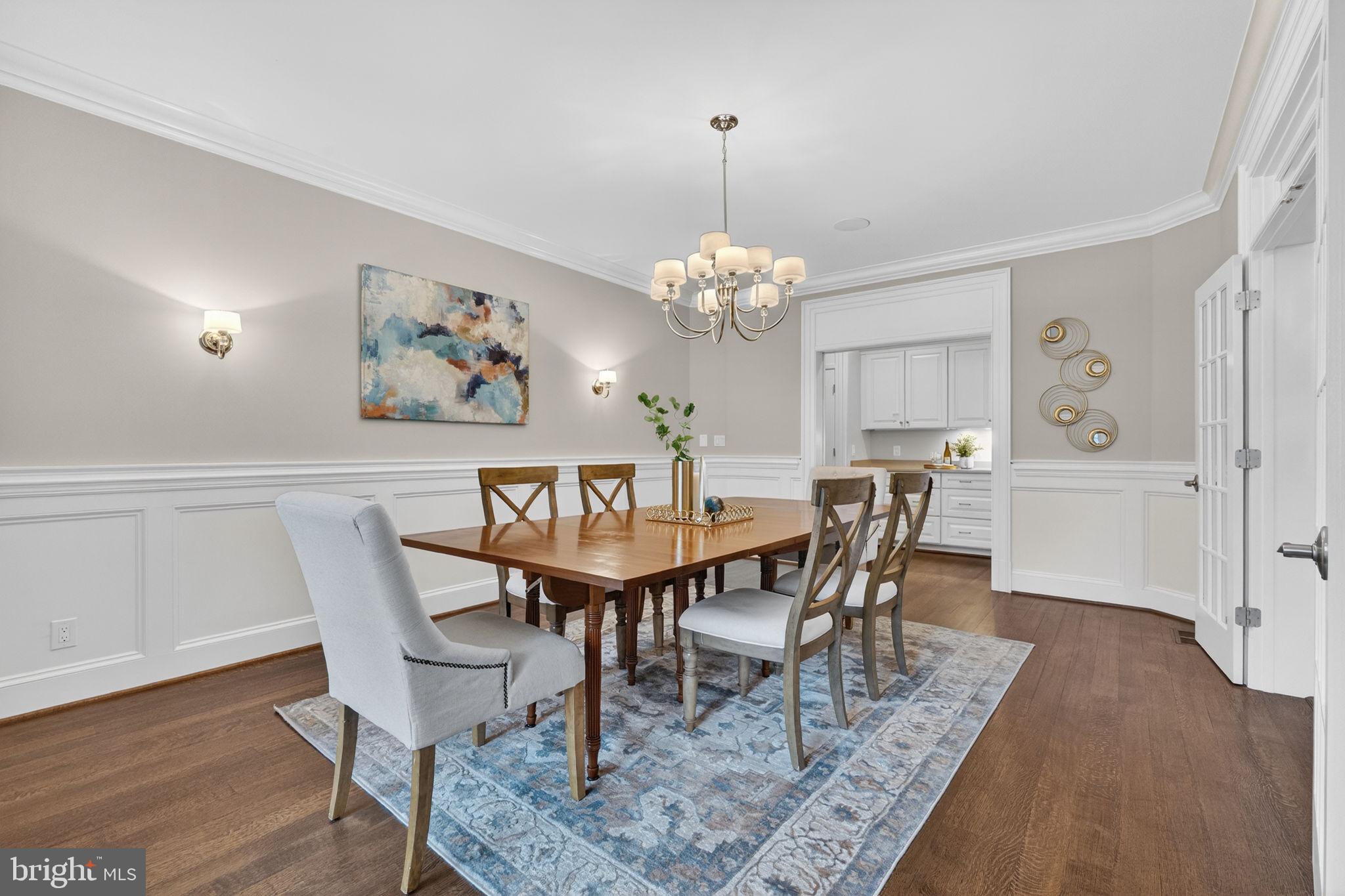 VALEWOOD MANOR - Residential