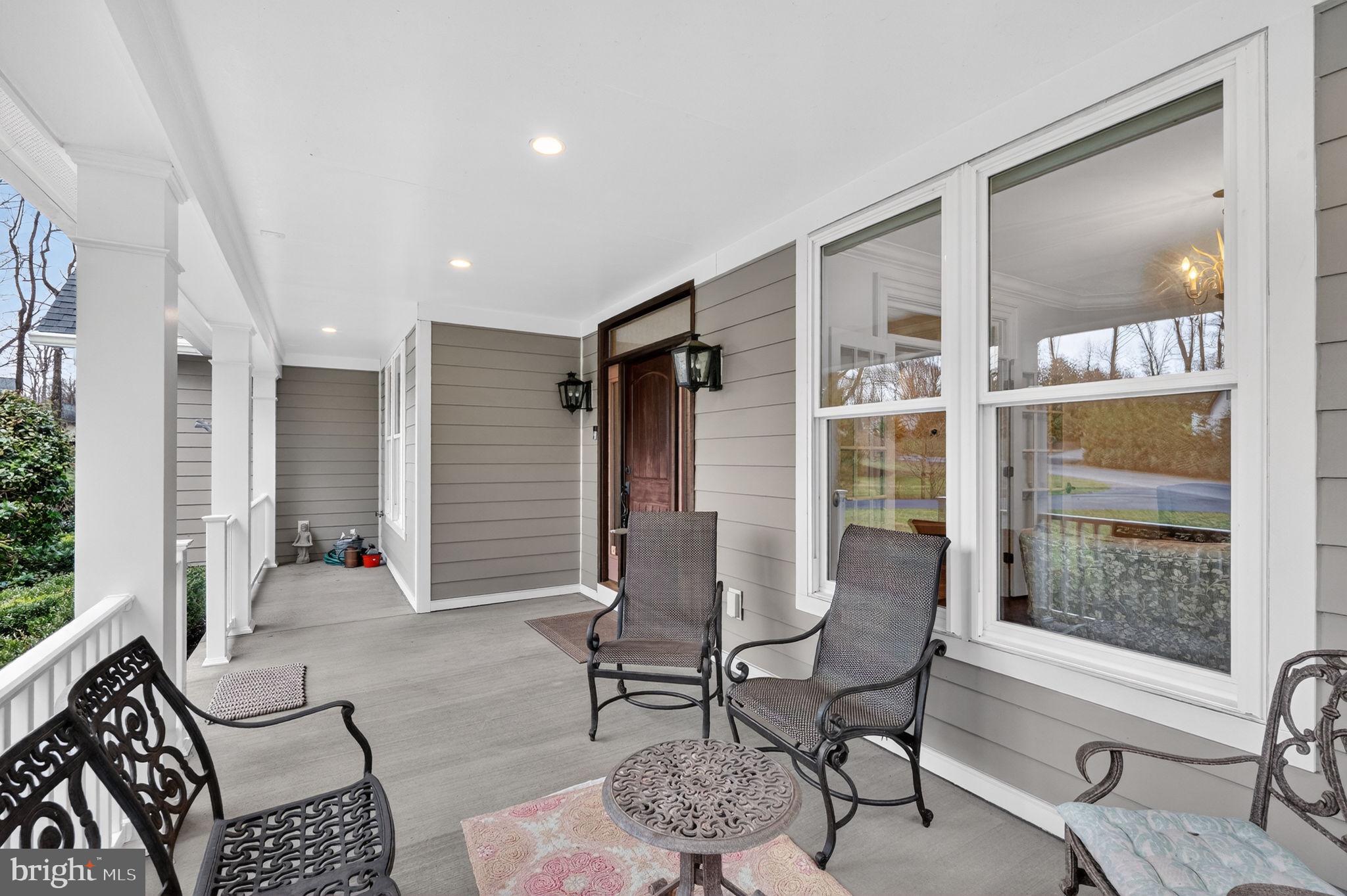 VALEWOOD MANOR - Residential