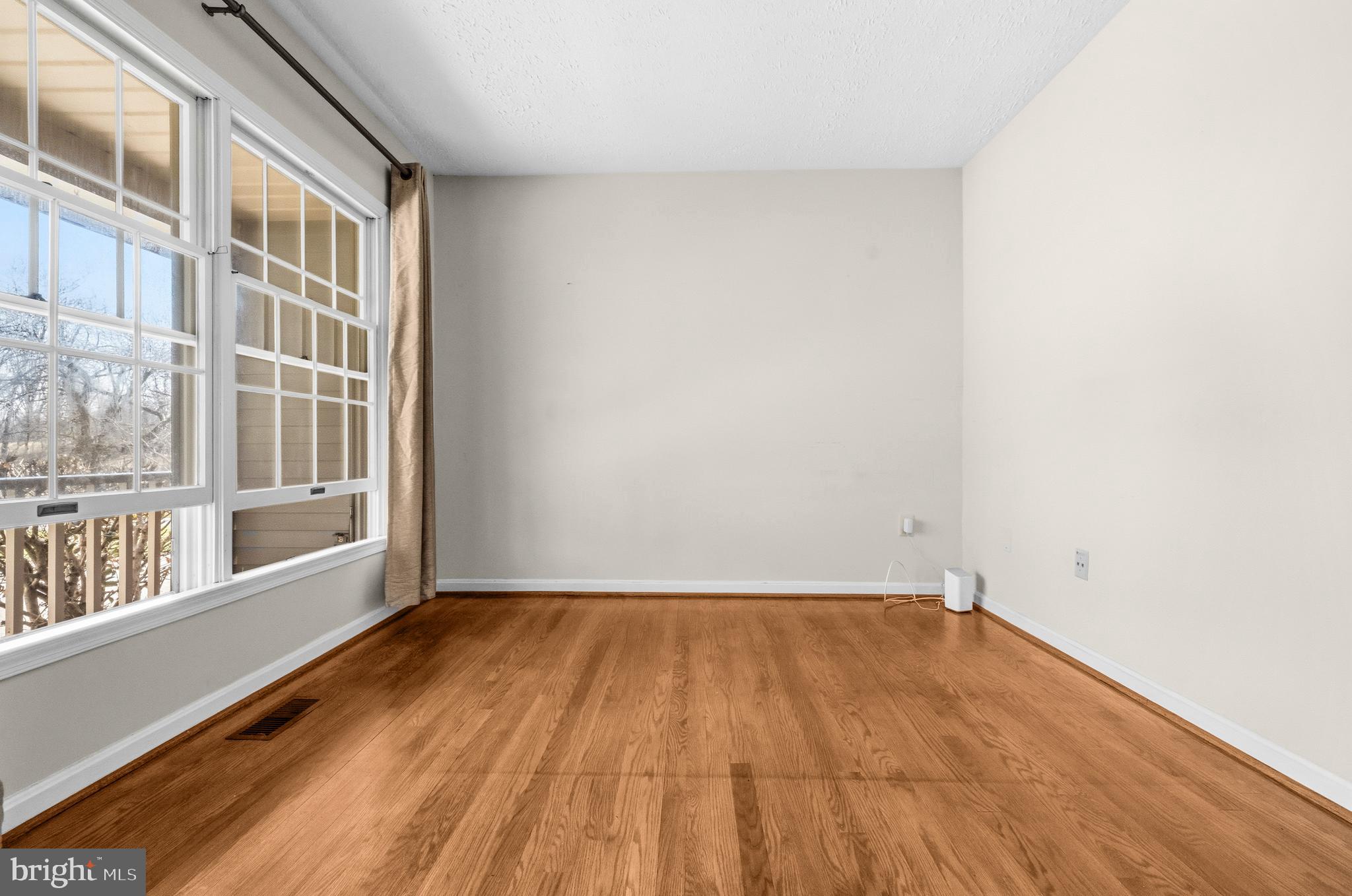 9125 BRUNNERS RUN COURT