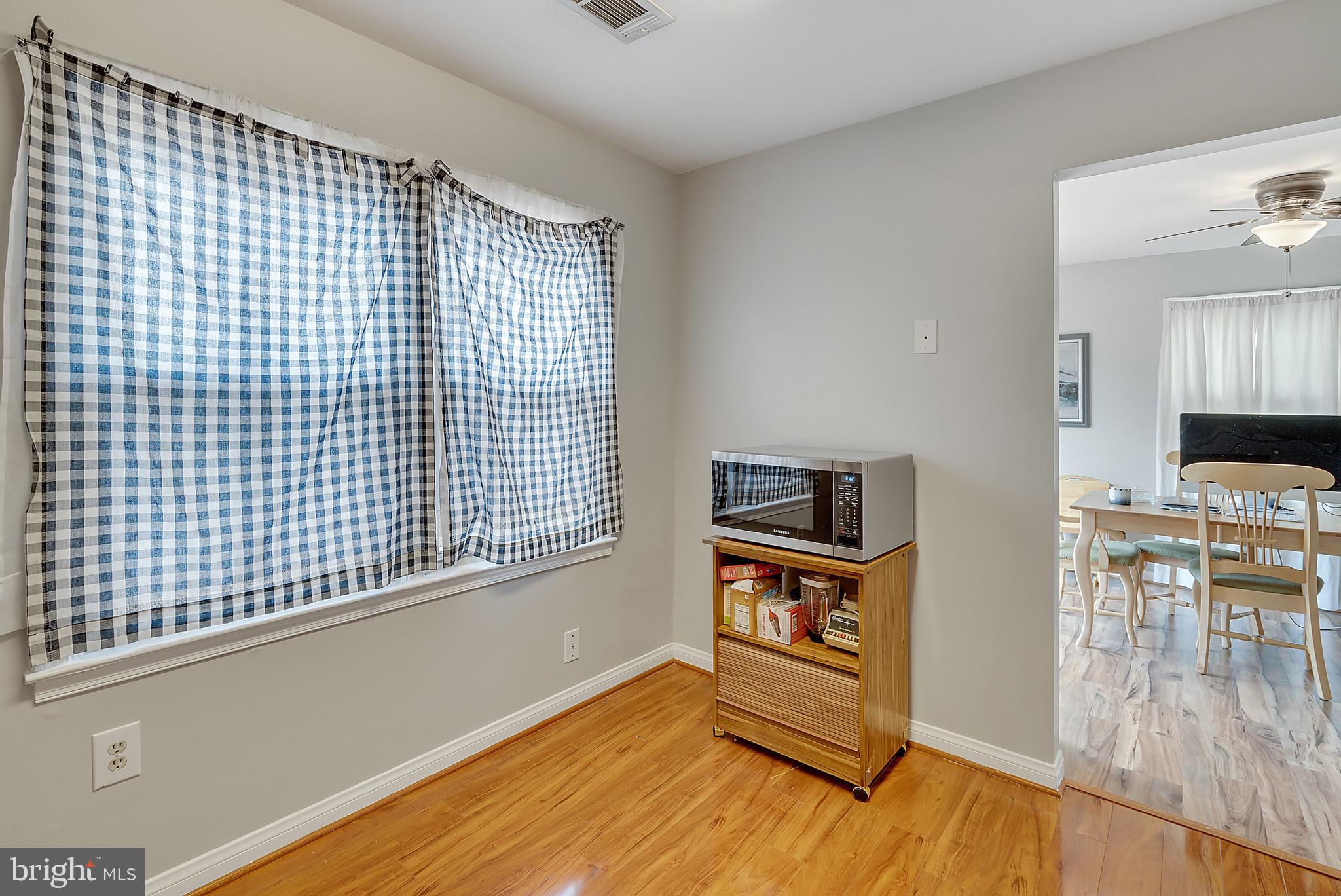 BRISTOE STATION - Residential