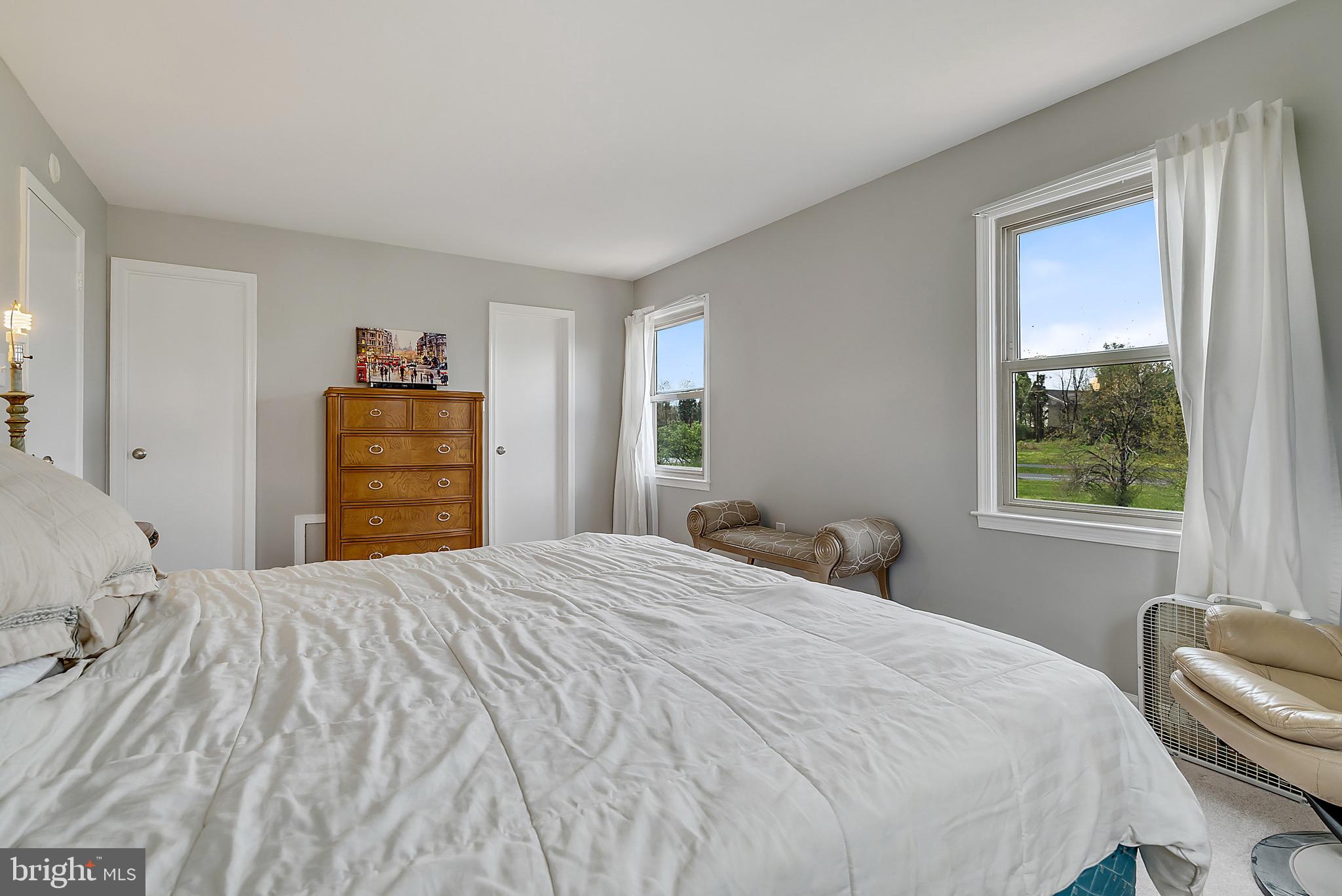 BRISTOE STATION - Residential