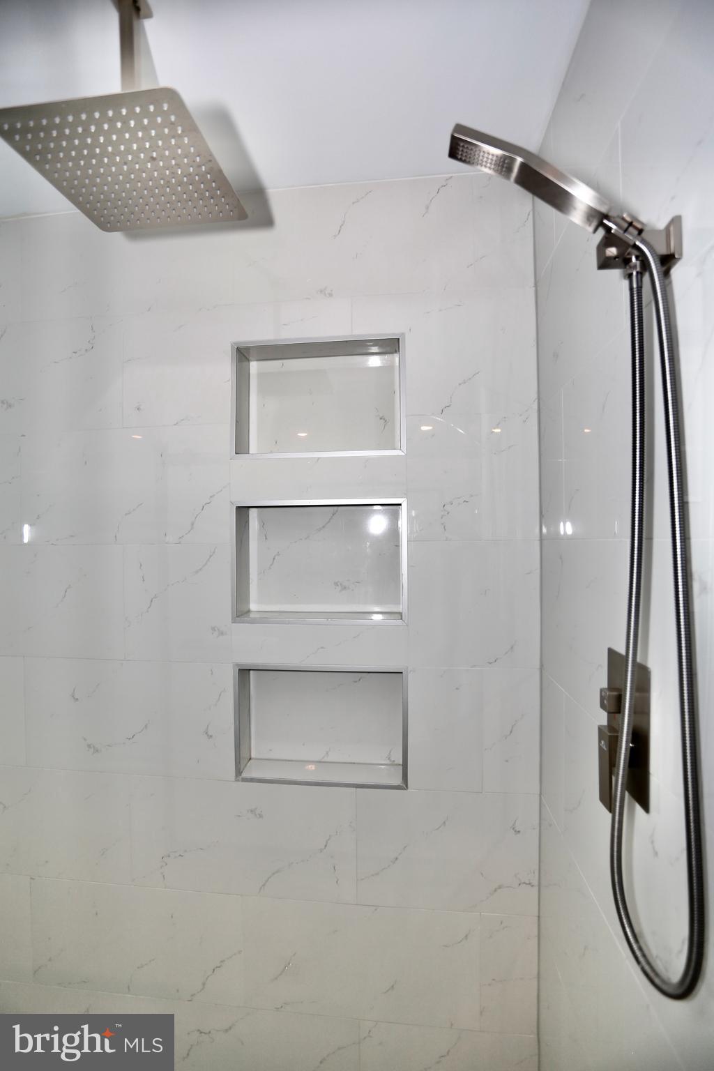 WOODMONT PLACE - Residential Lease