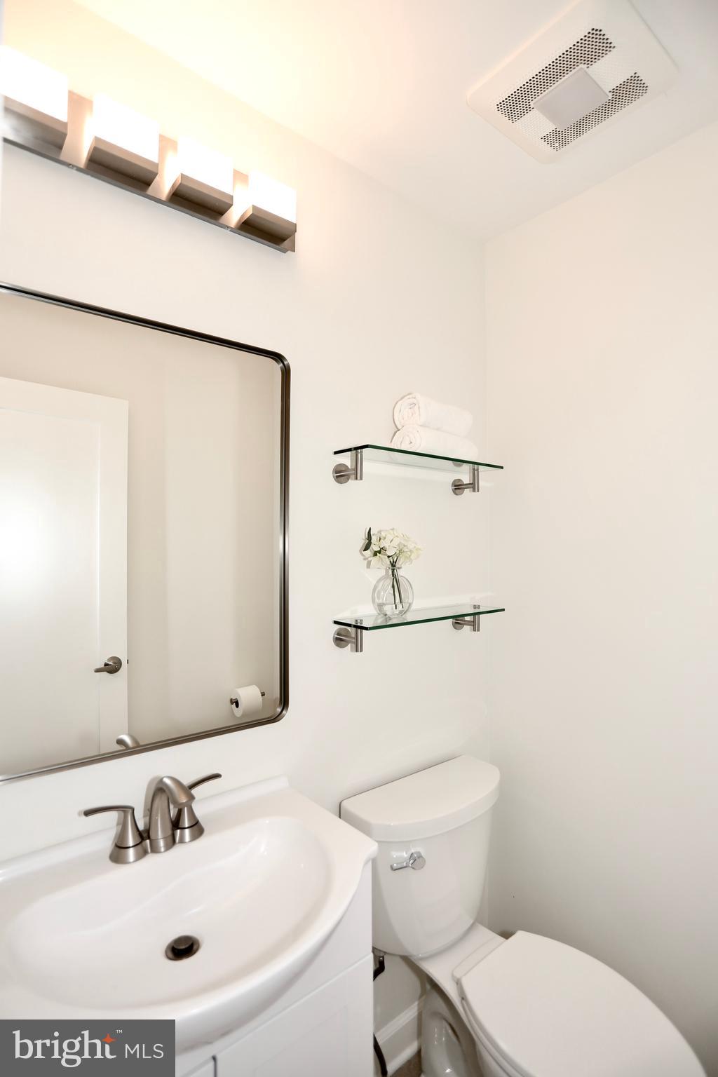 WOODMONT PLACE - Residential Lease