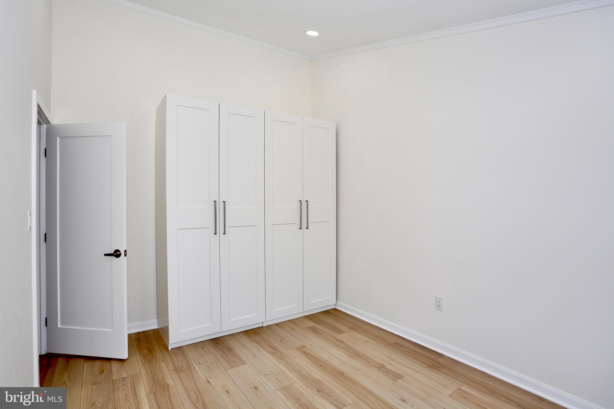 WOODMONT PLACE - Residential Lease