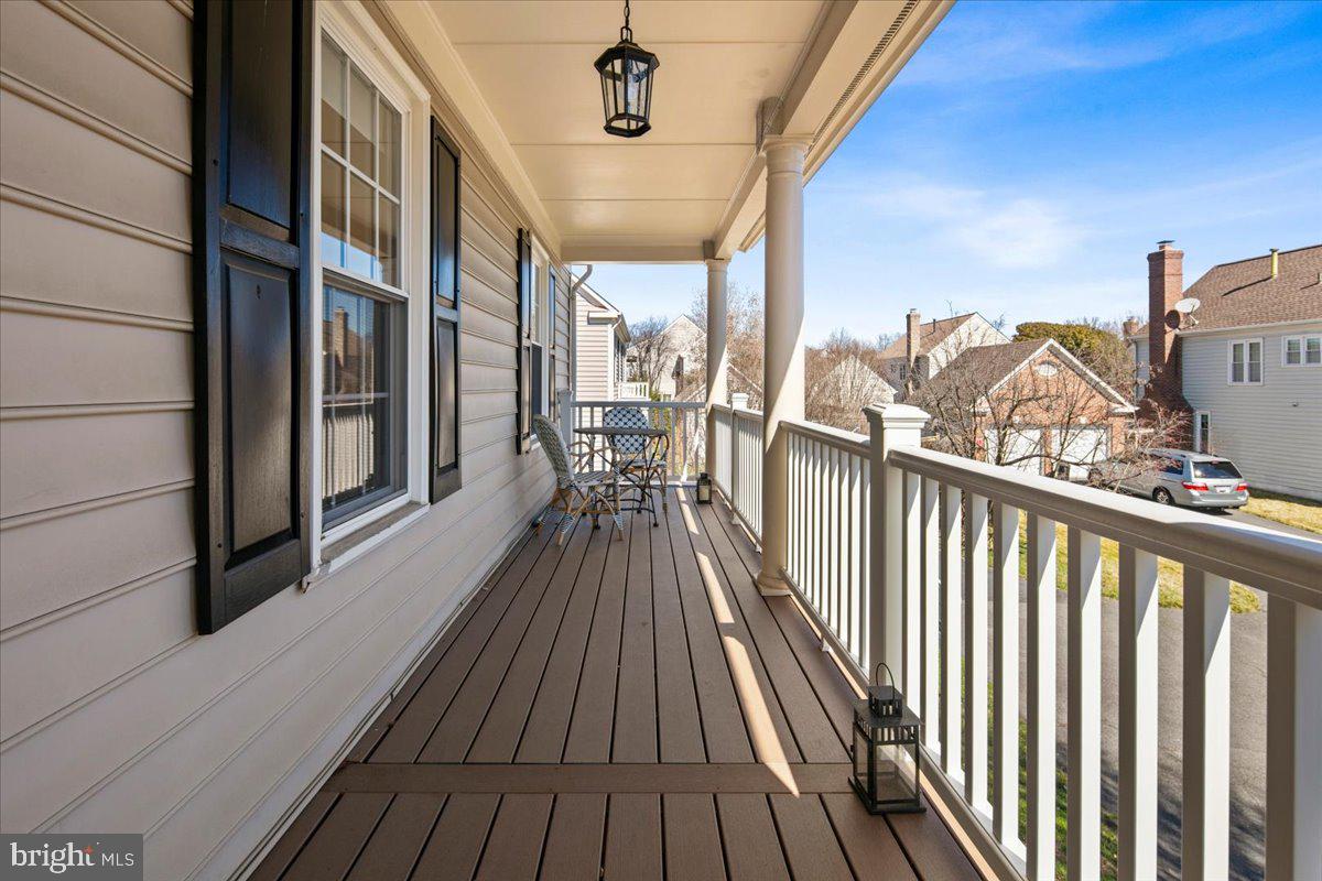 CHARLESTON COLLECTION - Residential