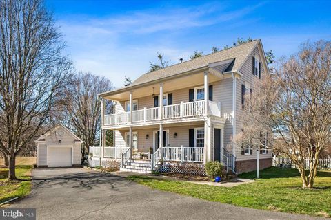 6582 FORSYTHIA STREET SPRINGFIELD VA 22150