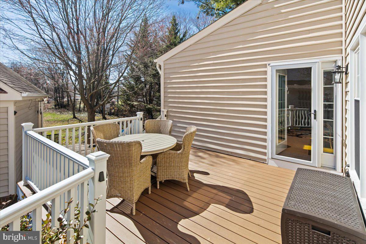 CHARLESTON COLLECTION - Residential