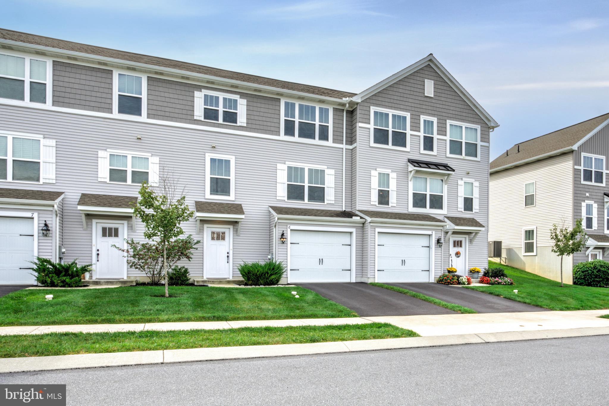 6 SOUTHSIDE DRIVE