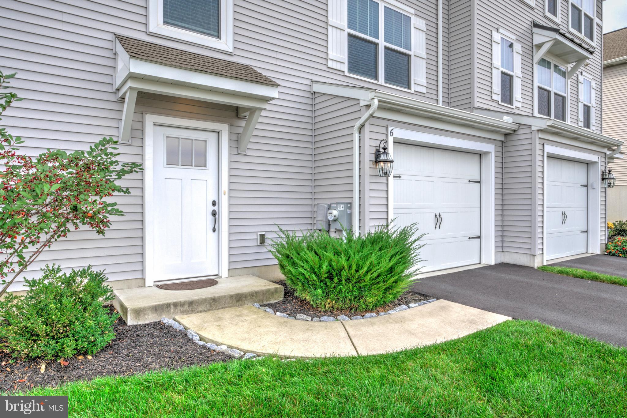 6 SOUTHSIDE DRIVE