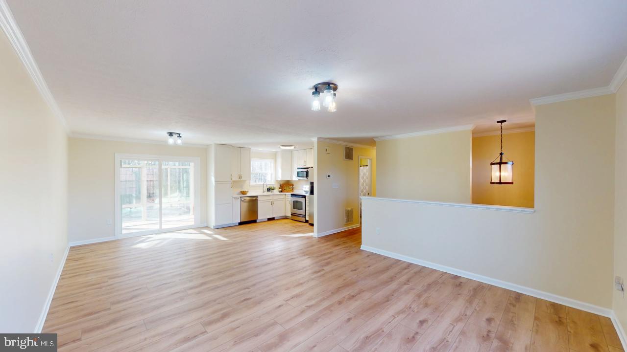 CRITTON HOLLOW ESTATES - Residential