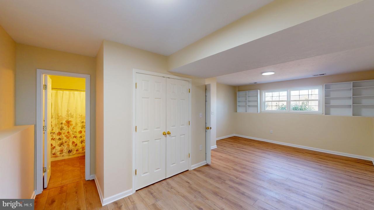 CRITTON HOLLOW ESTATES - Residential