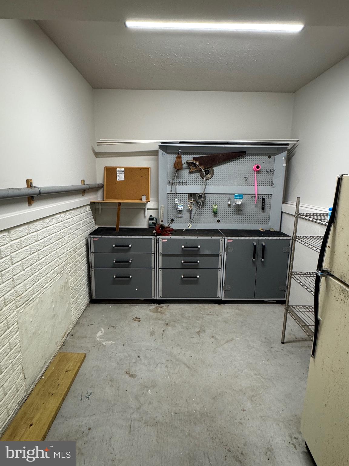 CRITTON HOLLOW ESTATES - Residential