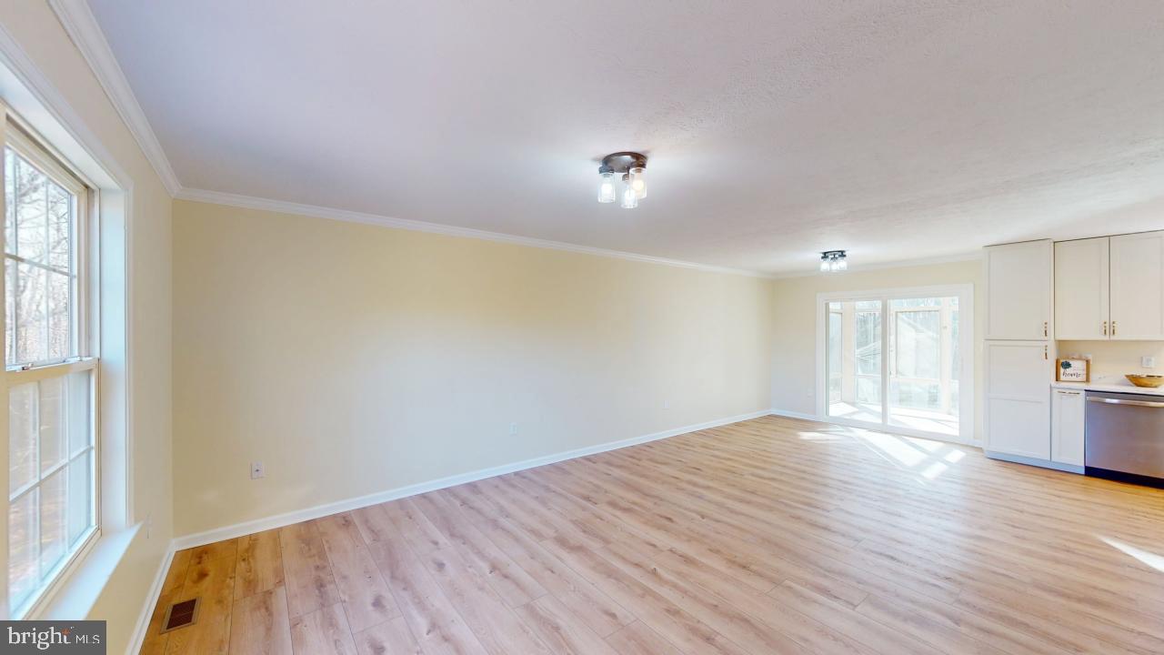 CRITTON HOLLOW ESTATES - Residential