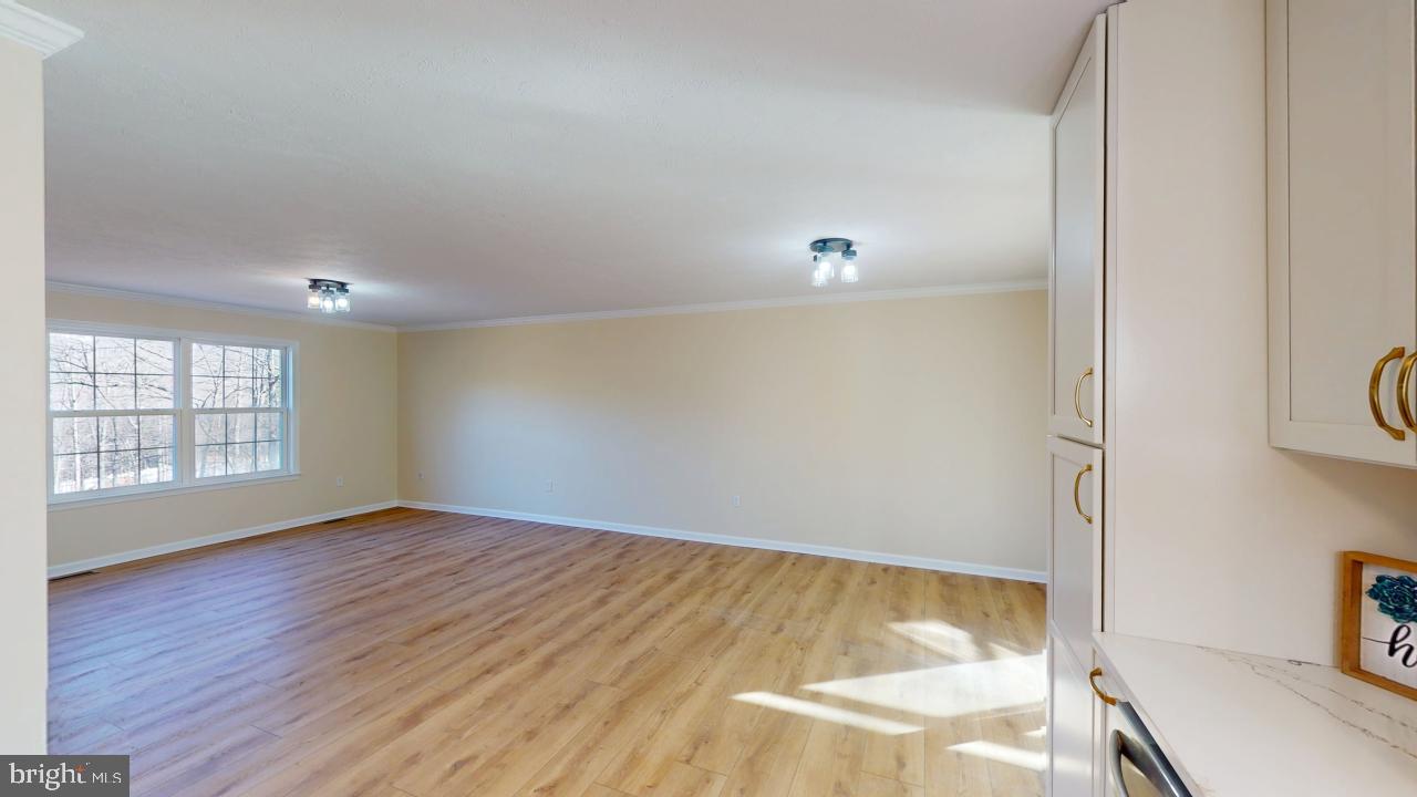 CRITTON HOLLOW ESTATES - Residential