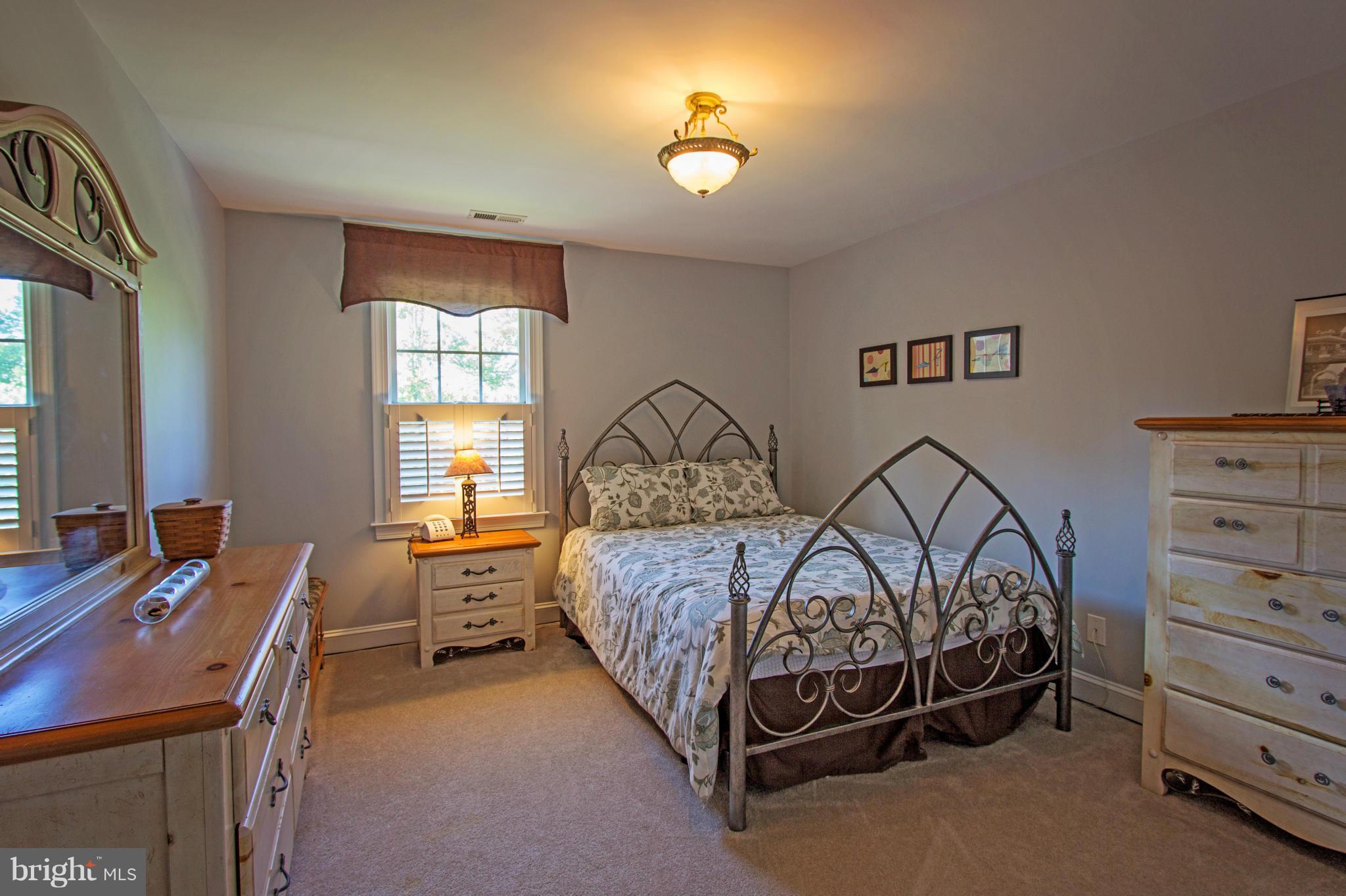 THE GREENS AT LEE'S HILL - Residential