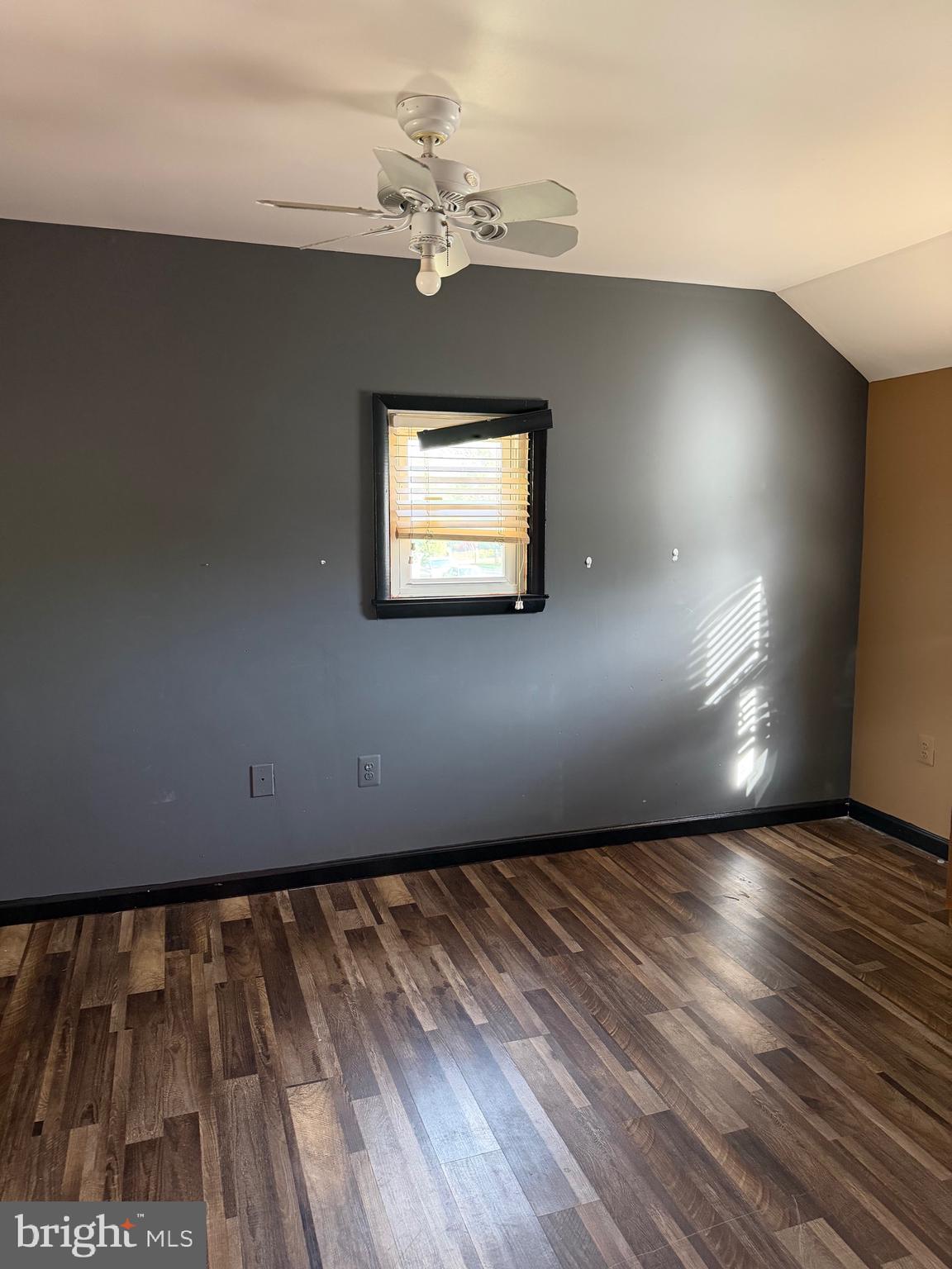 KENTLAND - Residential