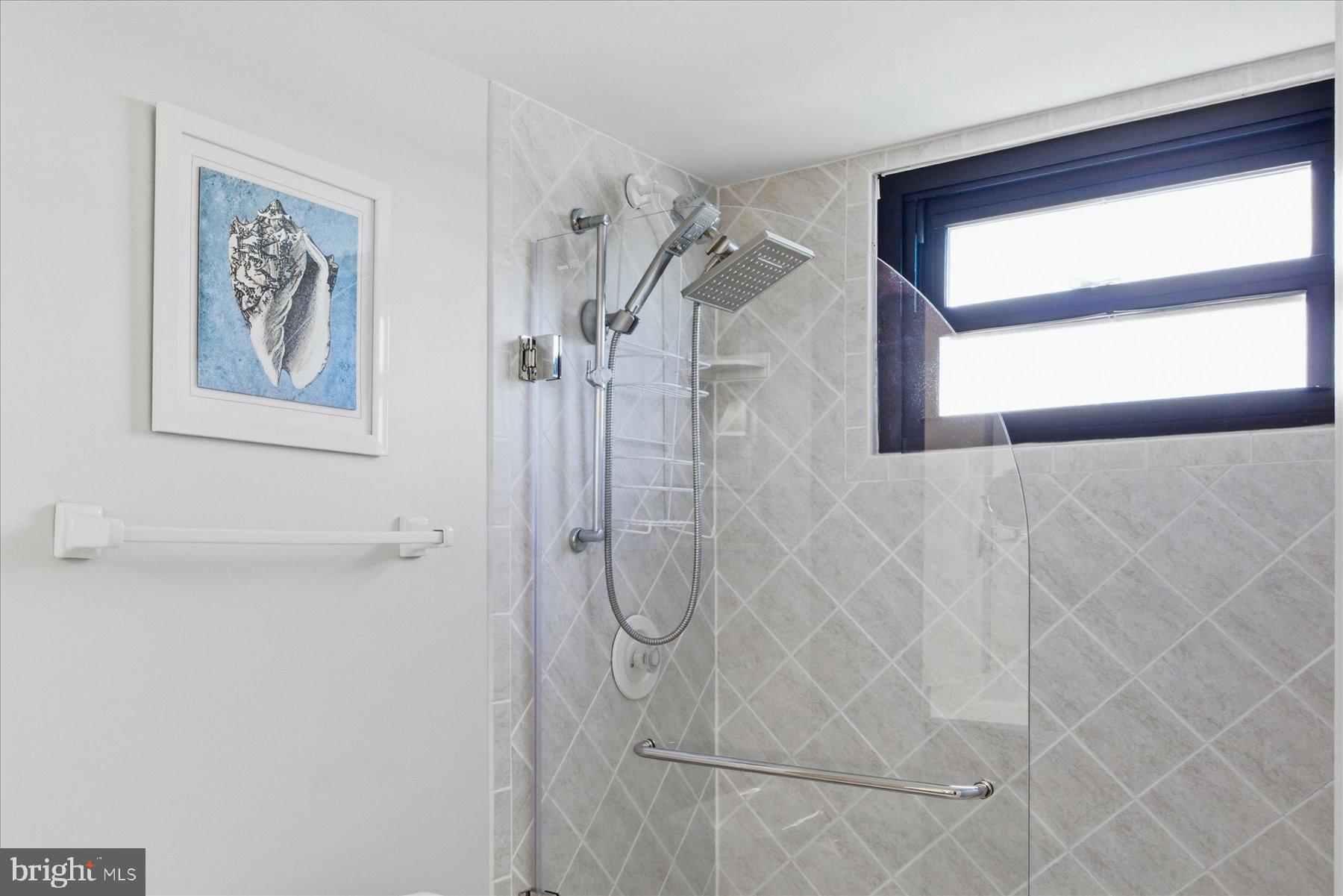SEA COLONY EAST - Residential