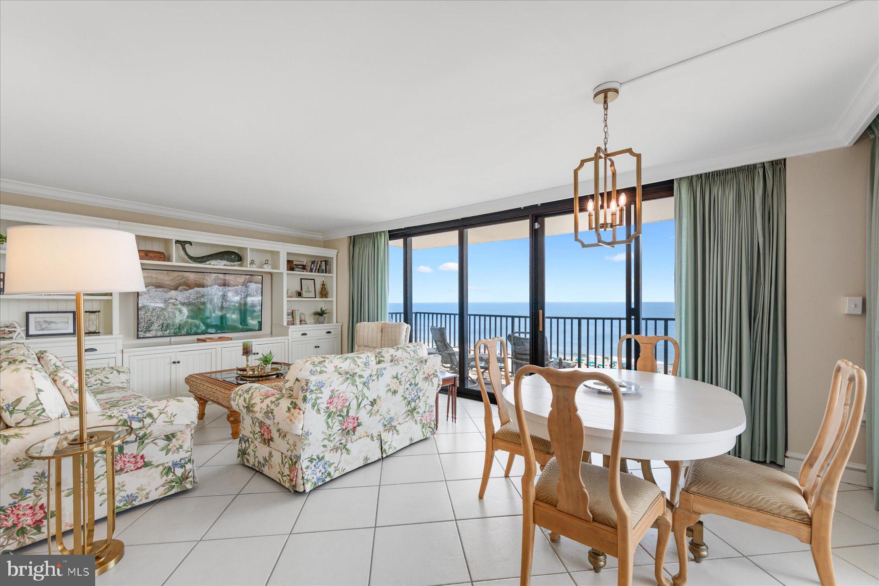 SEA COLONY EAST - Residential