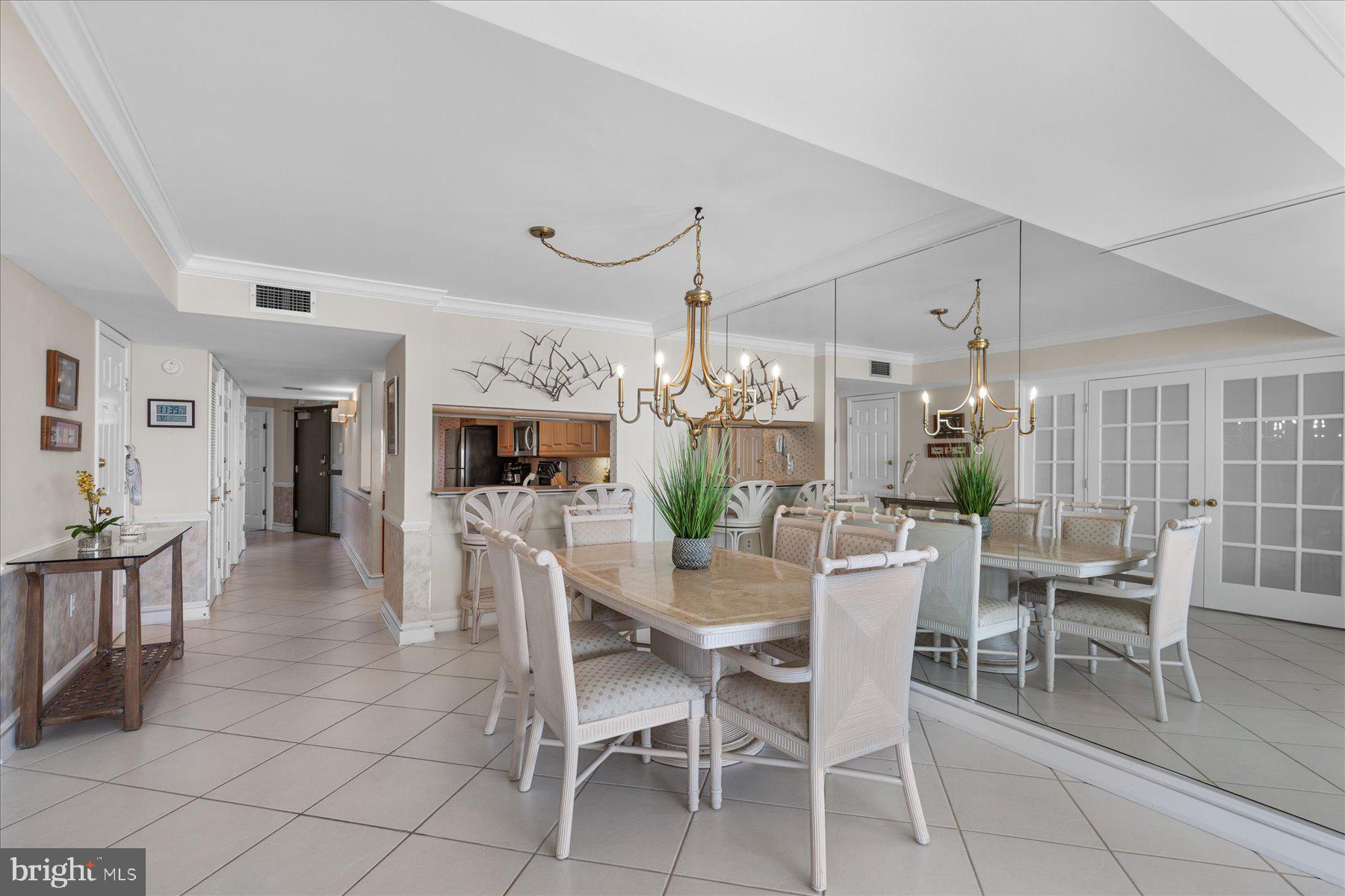 SEA COLONY EAST - Residential