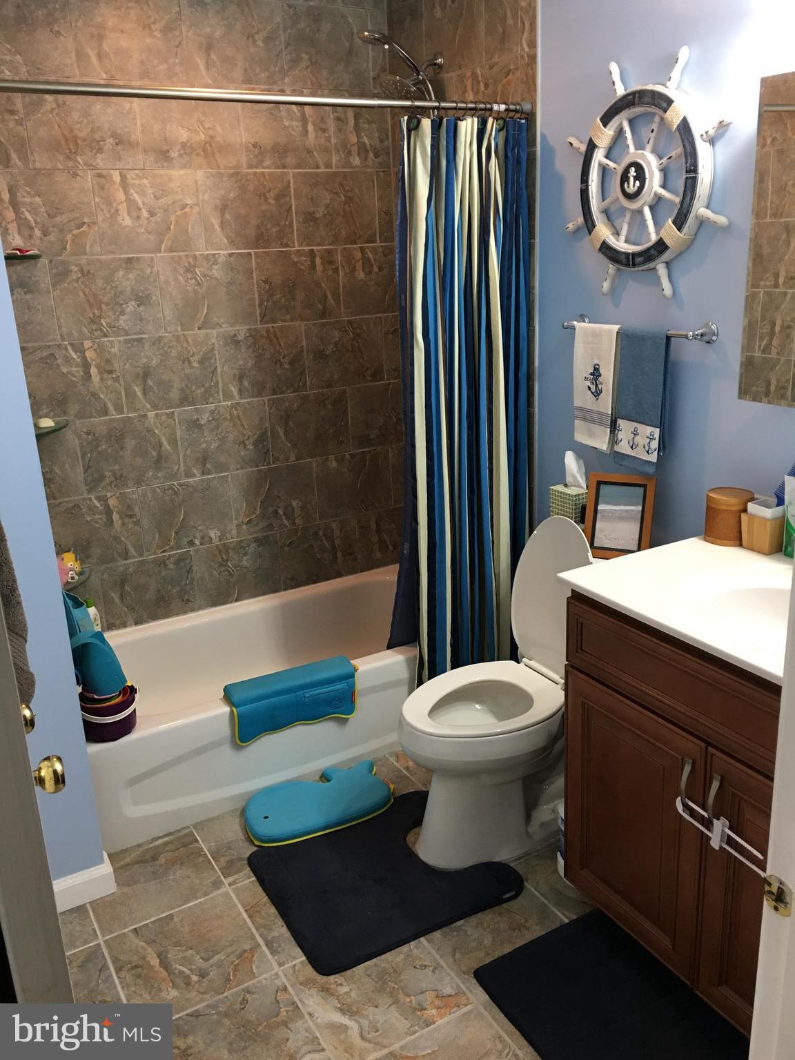 CHURCHILL TOWN SECTOR - Residential Lease