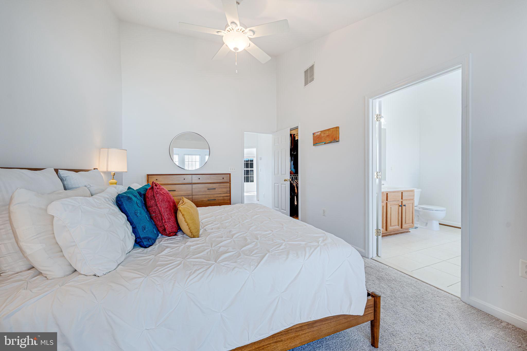 RIVER OAKS - Residential