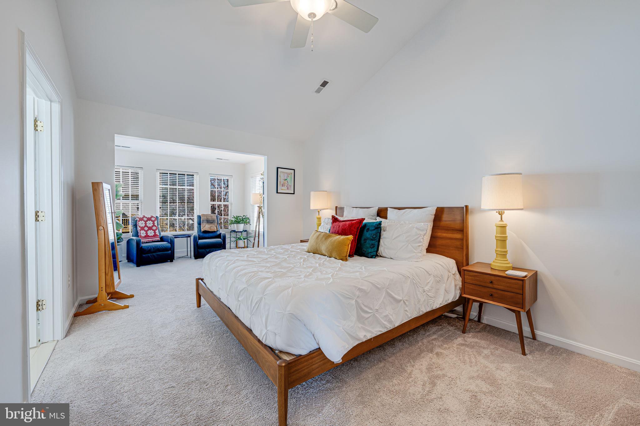 RIVER OAKS - Residential