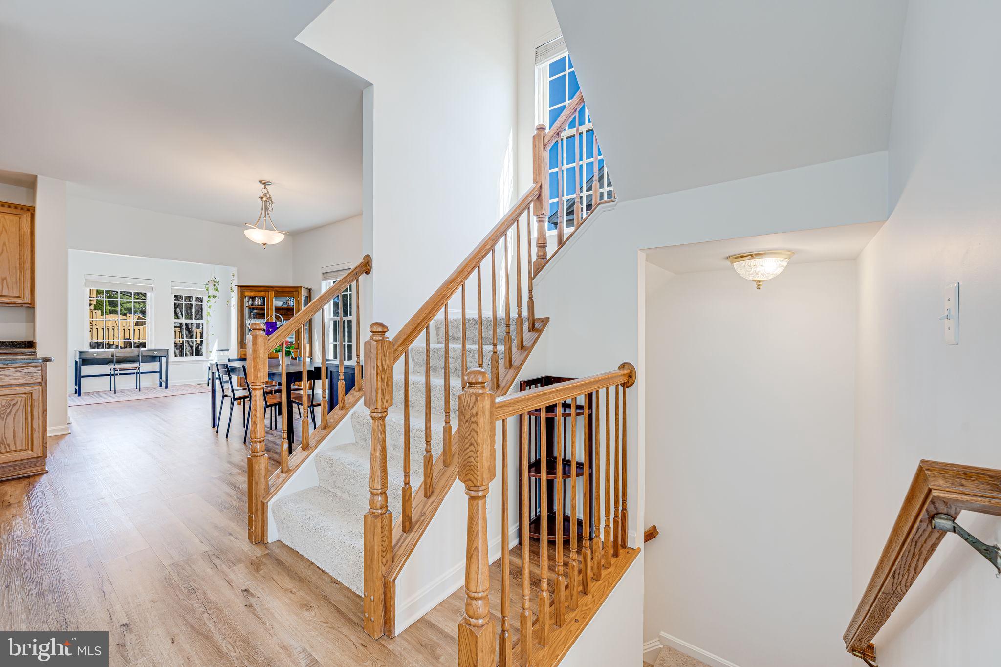 RIVER OAKS - Residential