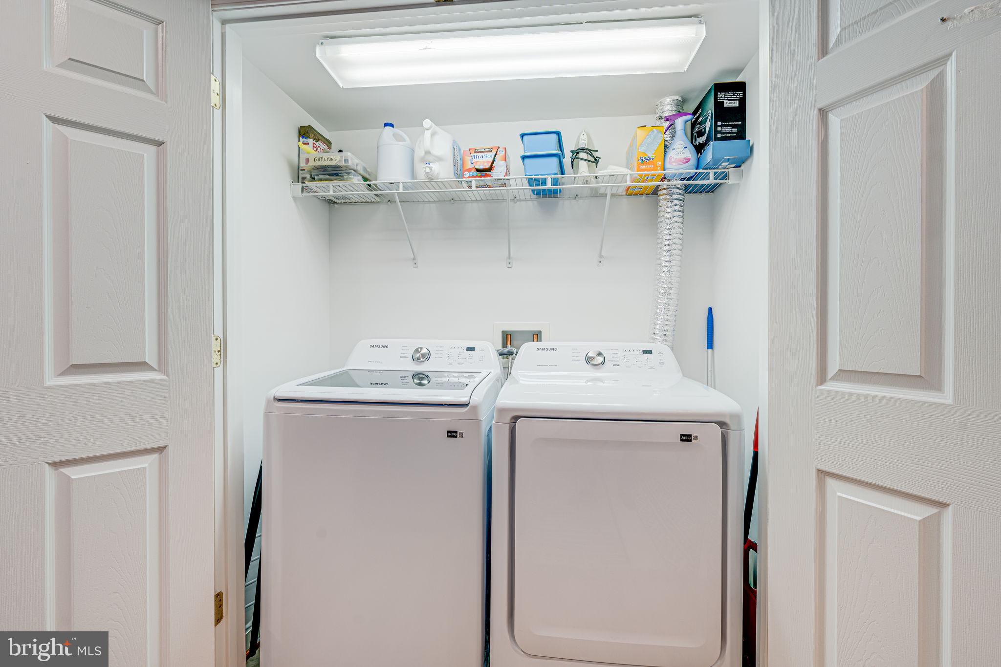 RIVER OAKS - Residential