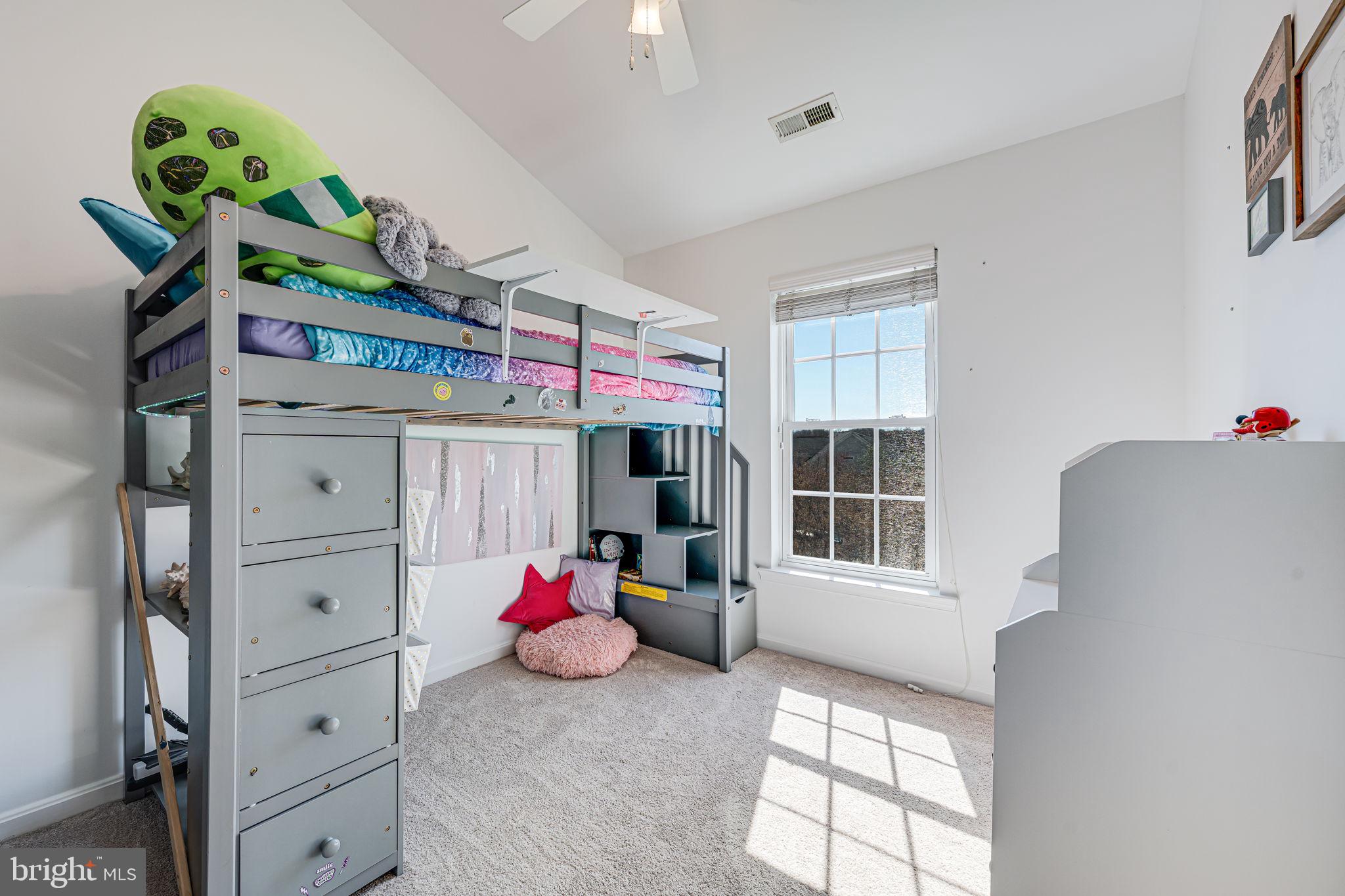 RIVER OAKS - Residential