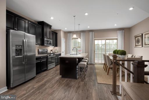 LAKE LINGANORE - Residential