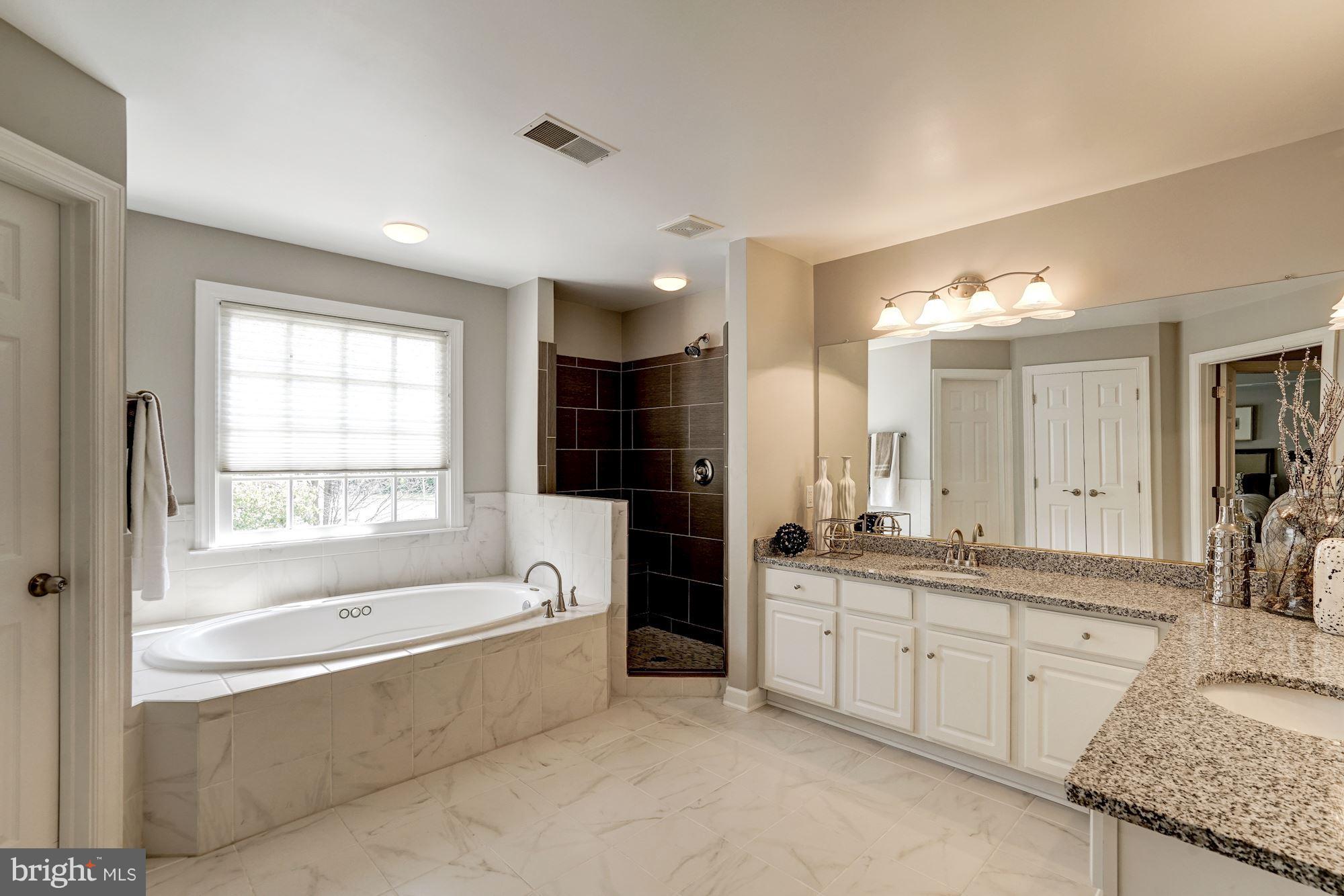 KINGS CLOISTER - Residential