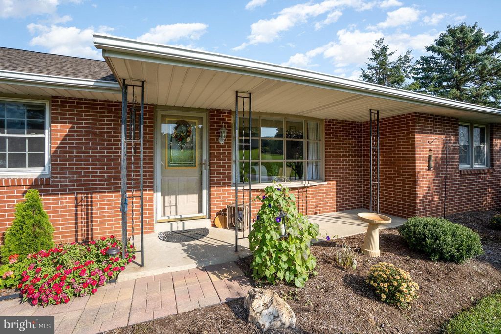 Photo of 114 Snavely Mill Road, Lititz, PA 17543 (MLS # PALA2041524)