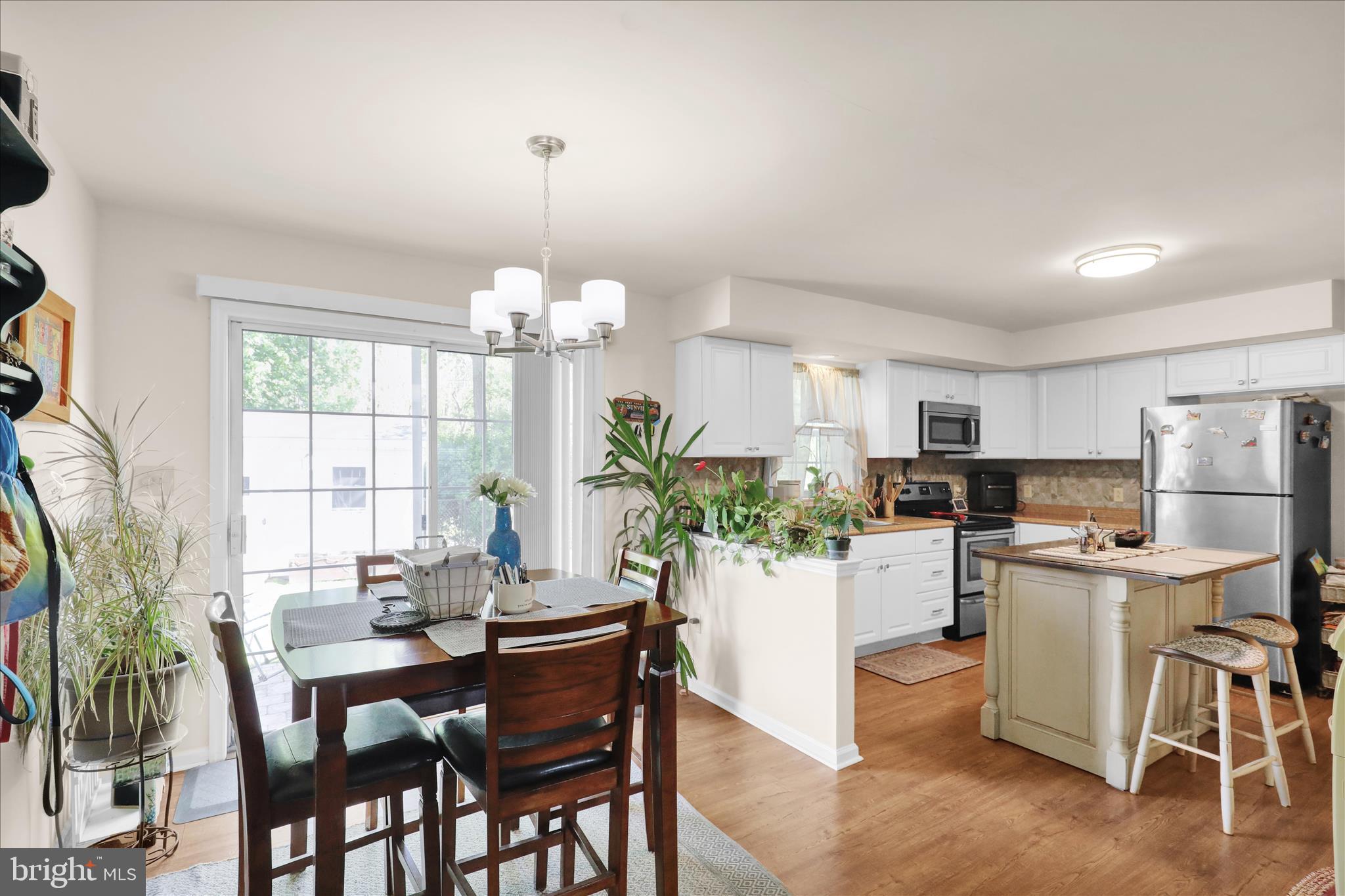 CLOVER CROSSING - Residential