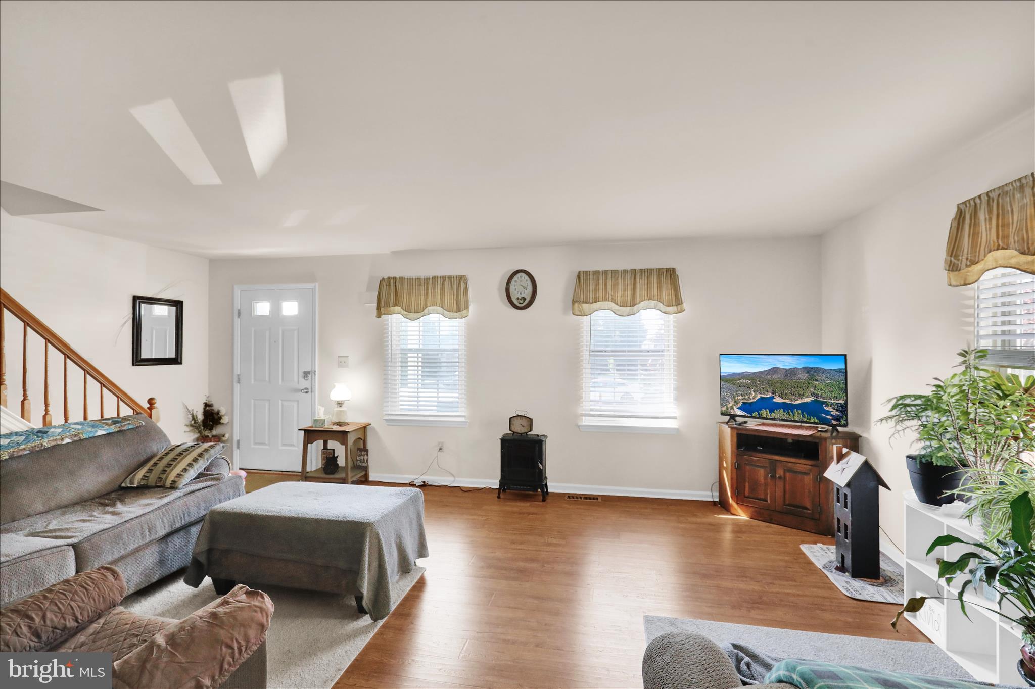 CLOVER CROSSING - Residential