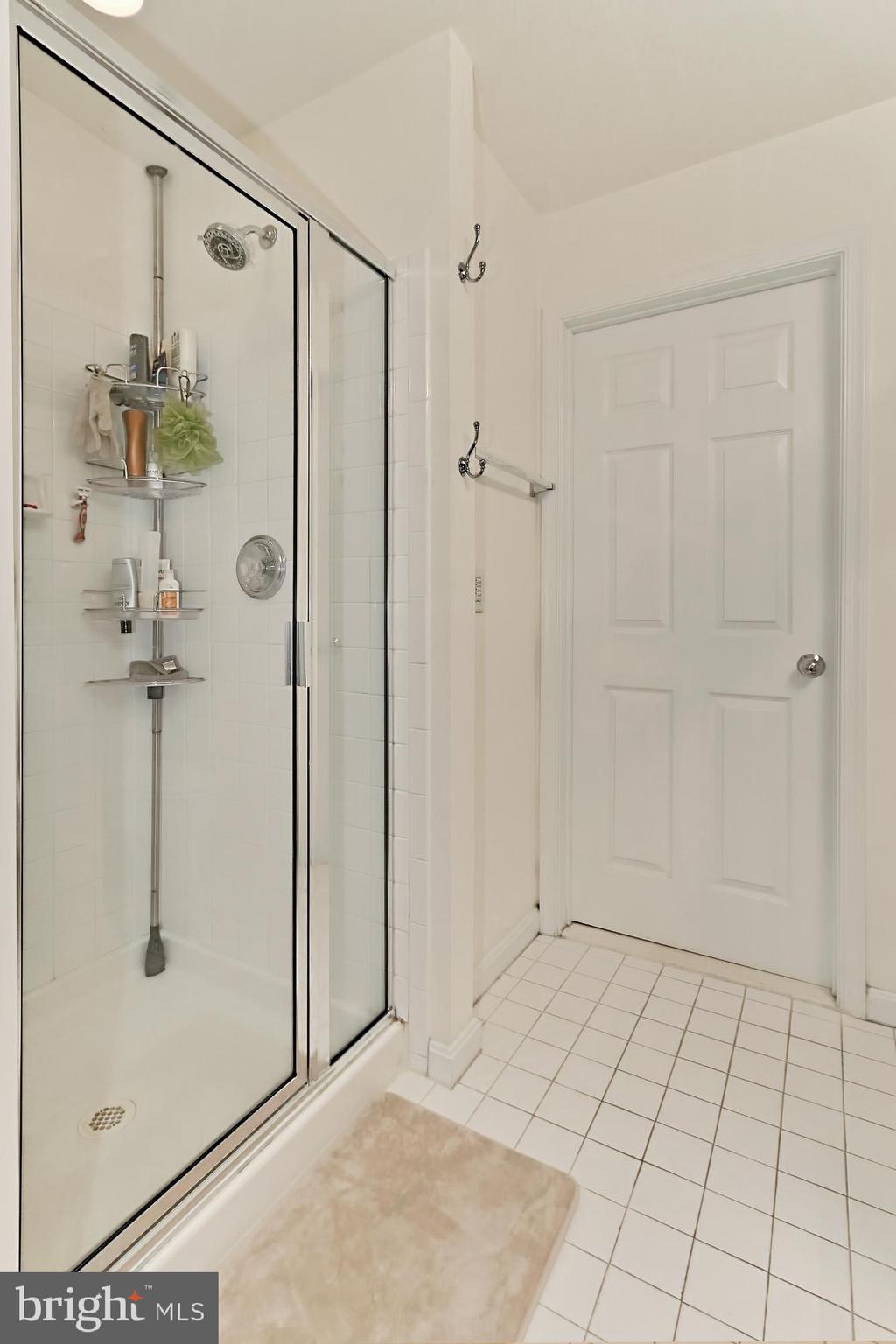 CAMERON STATION - Residential Lease