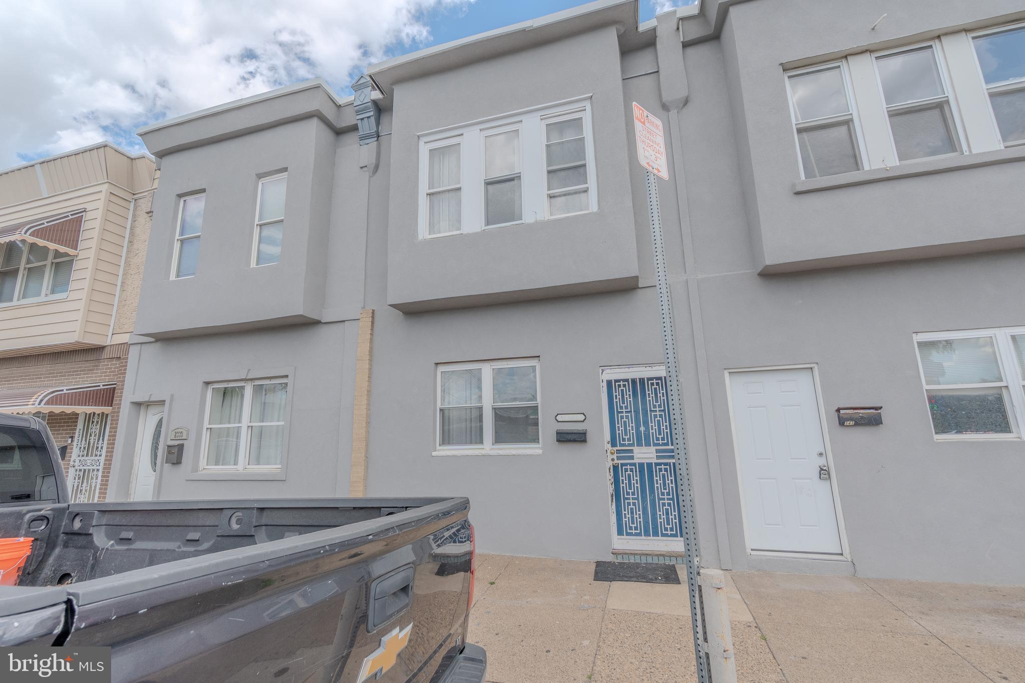 2341 E SOMERSET STREET