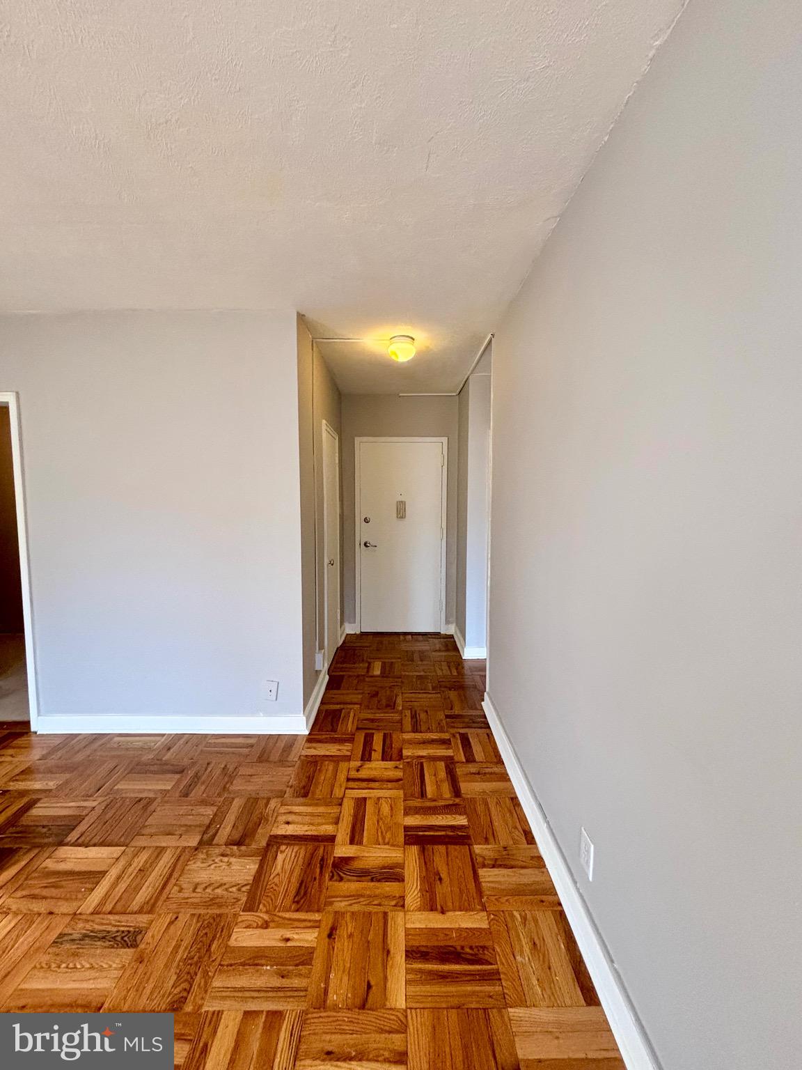 WILDMAN ARMS - Residential